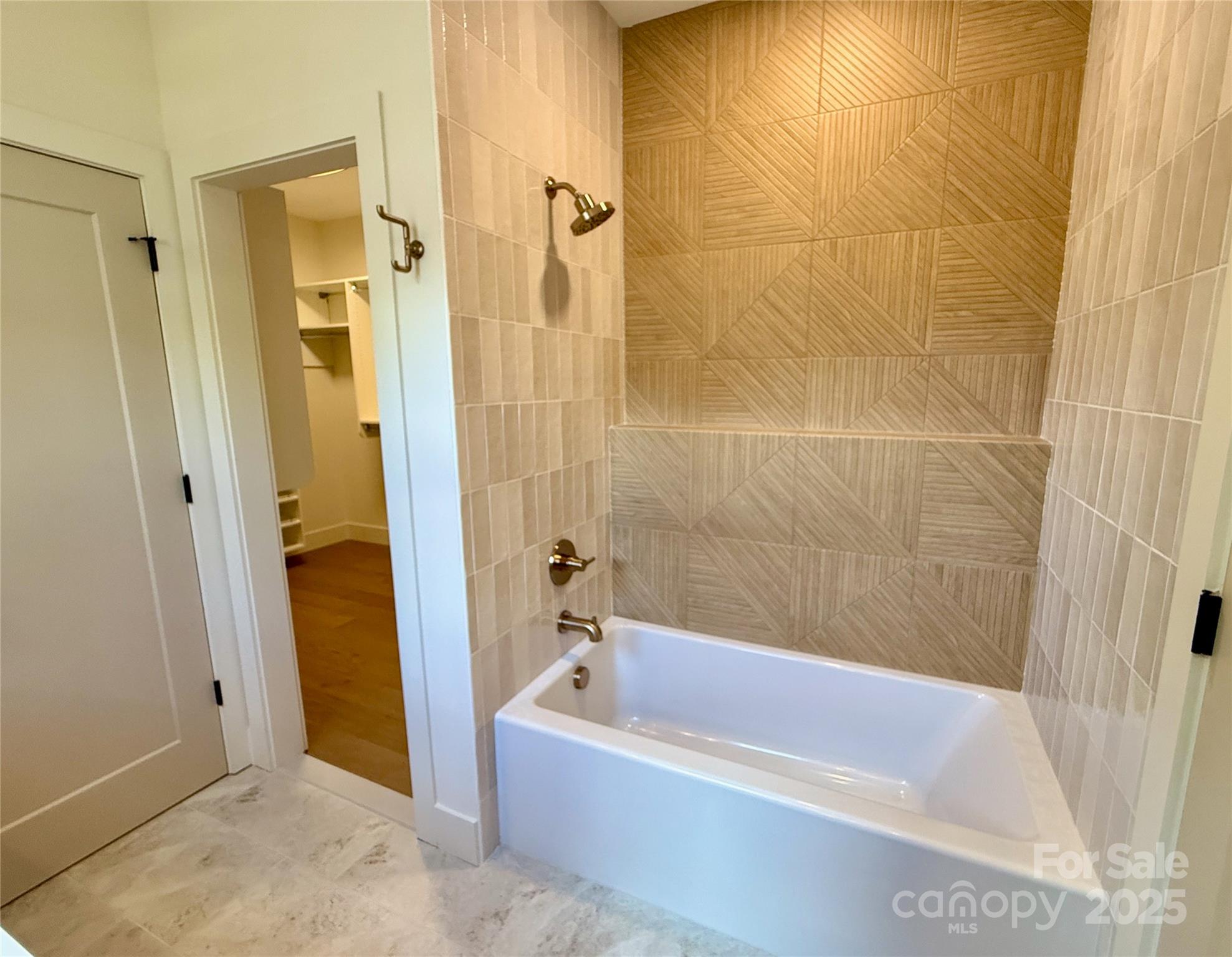 1721 S New Hope Road Property Photo 22