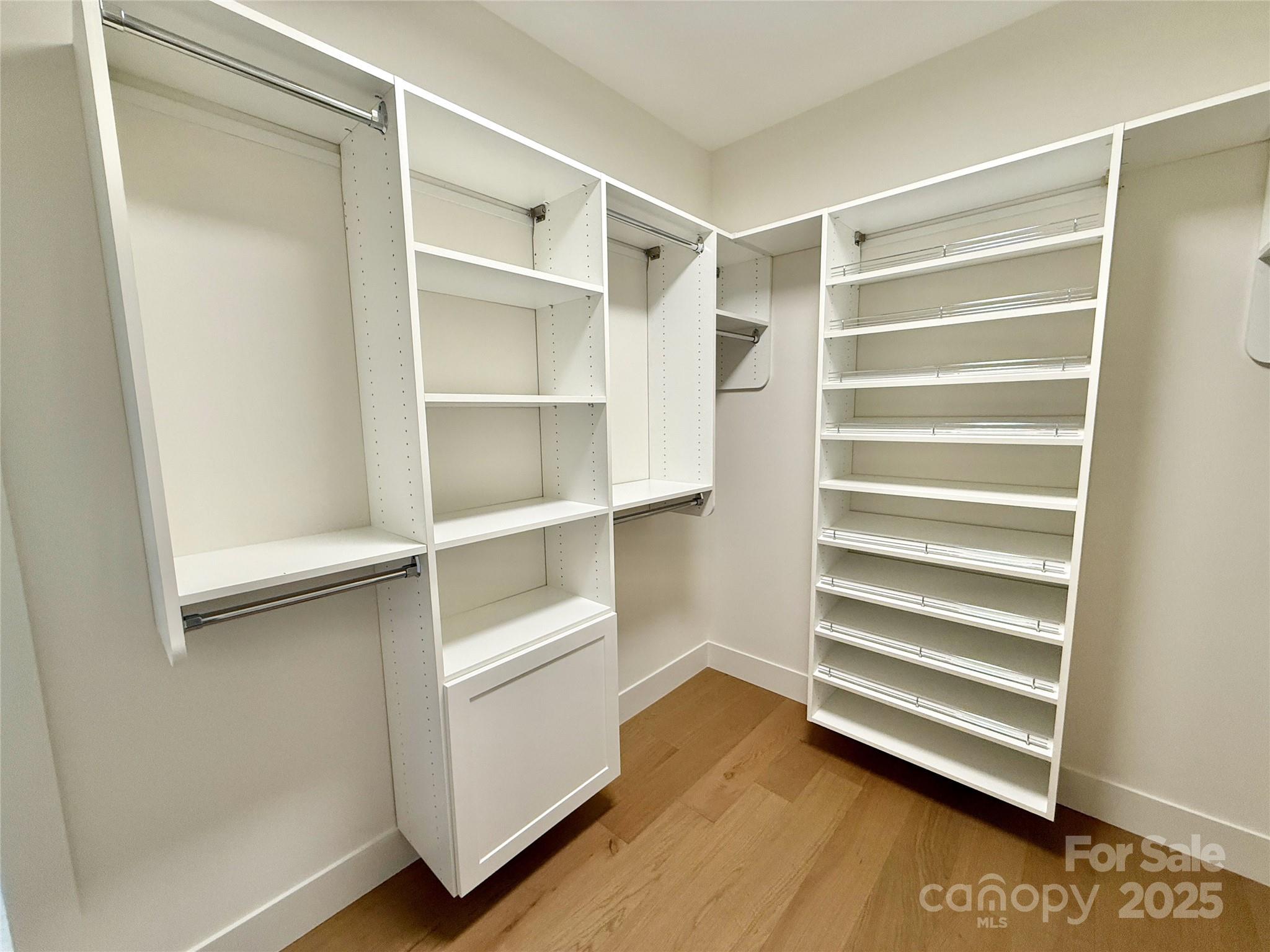 1721 S New Hope Road Property Photo 23