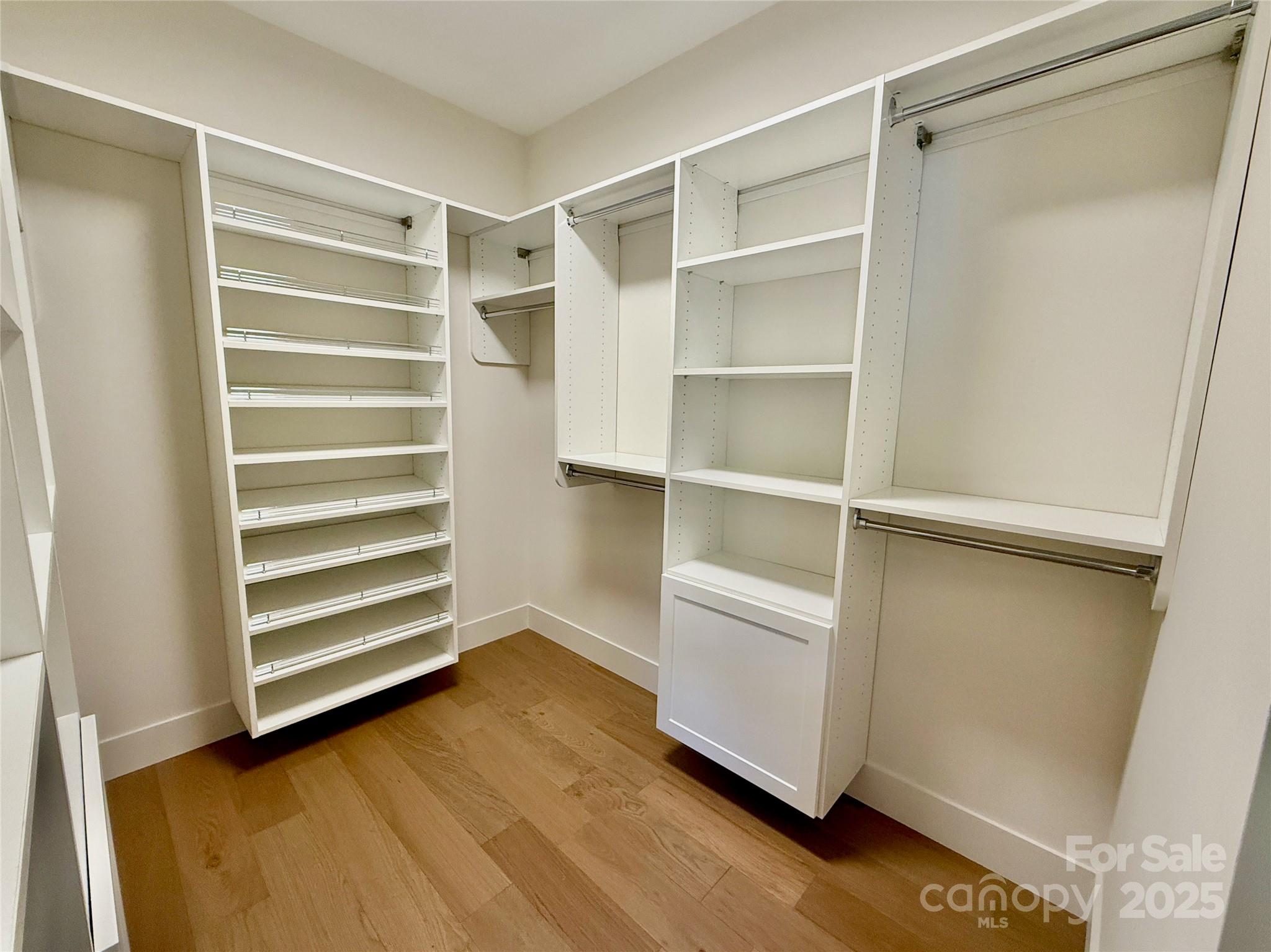 1721 S New Hope Road Property Photo 24
