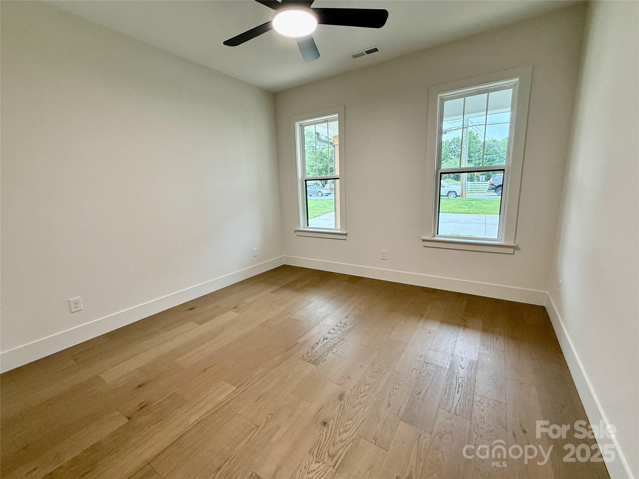 1721 S New Hope Road Property Photo 28