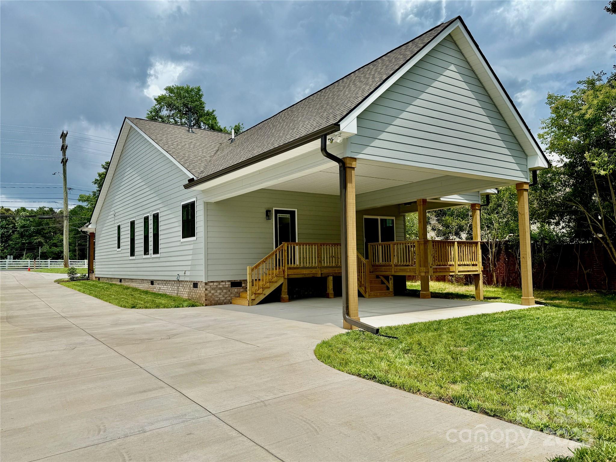 1721 S New Hope Road Property Photo 35