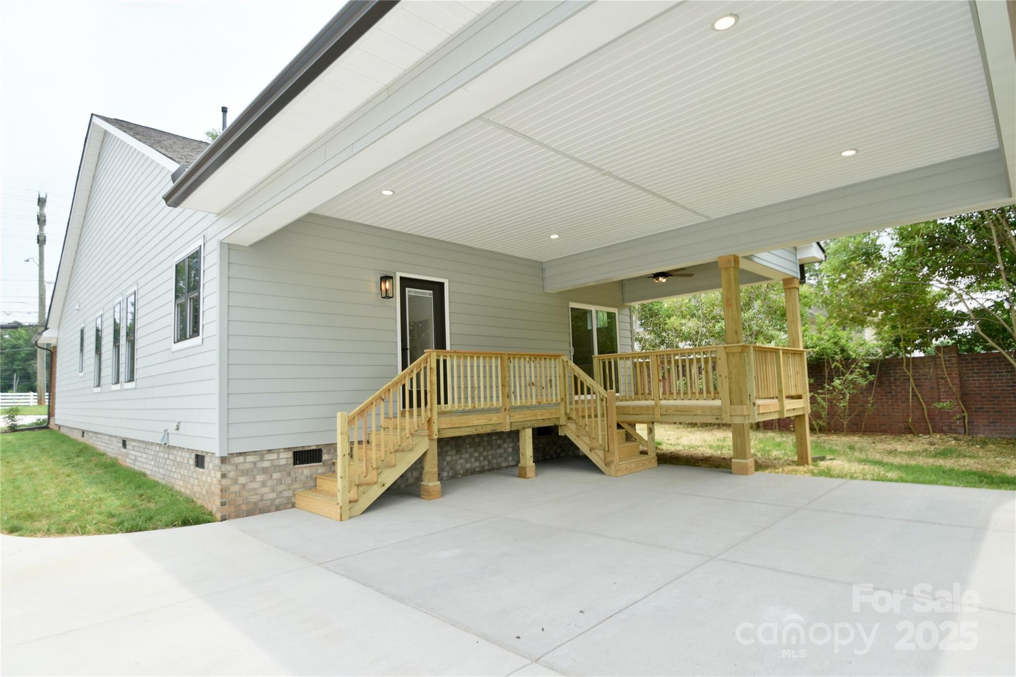 1721 S New Hope Road Property Photo 36