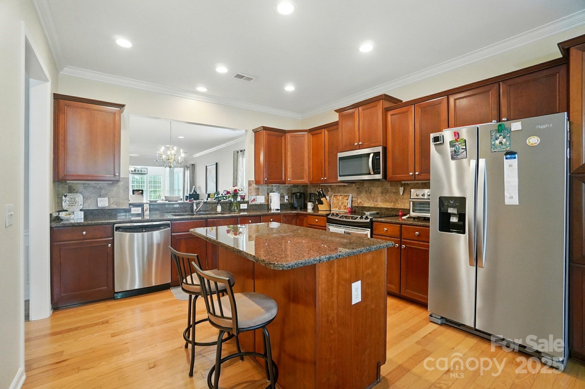 15116 Legend Oaks Court Property Photo 6