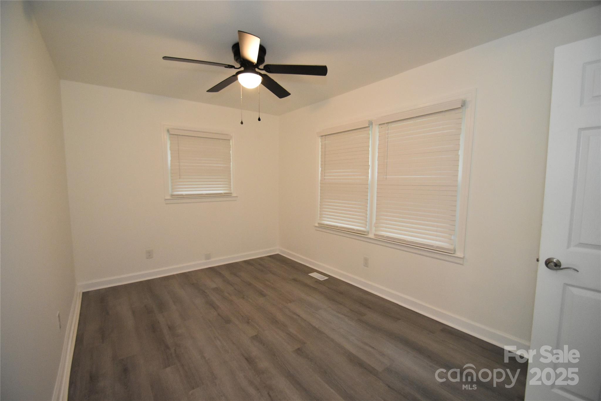 706 Mcintyre Street Property Photo 14