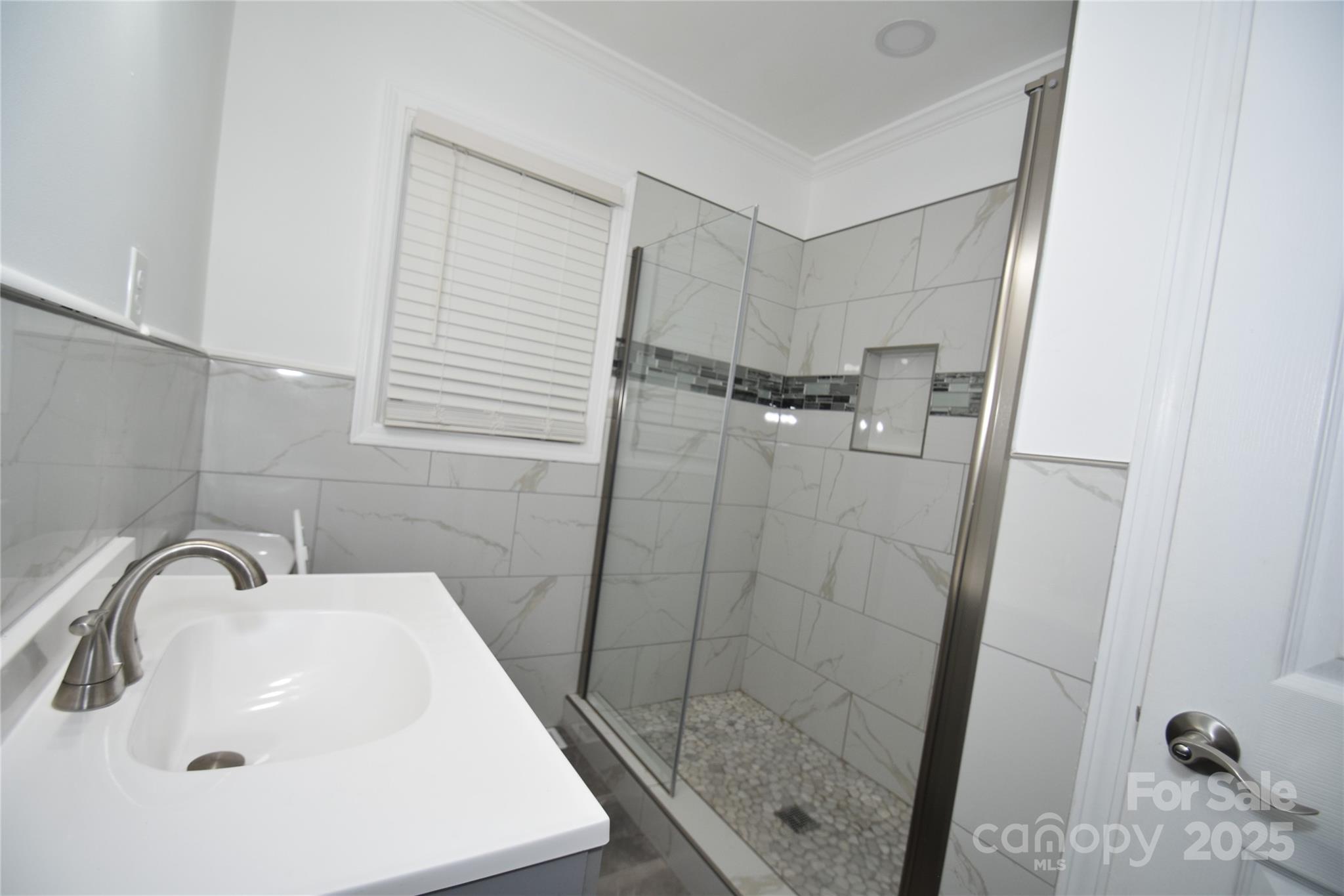 706 Mcintyre Street Property Photo 15