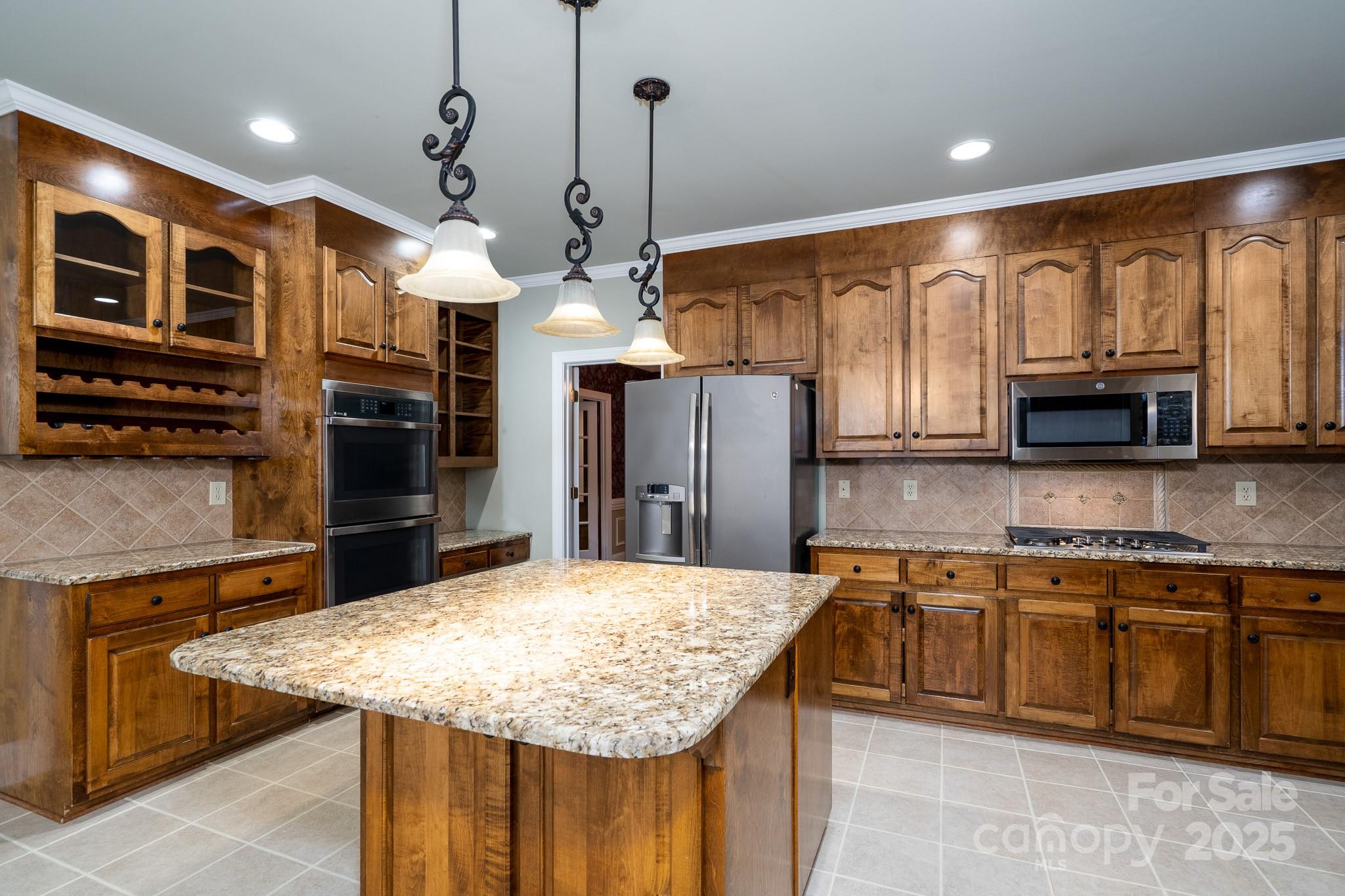 4672 Snow Drive Property Photo 4