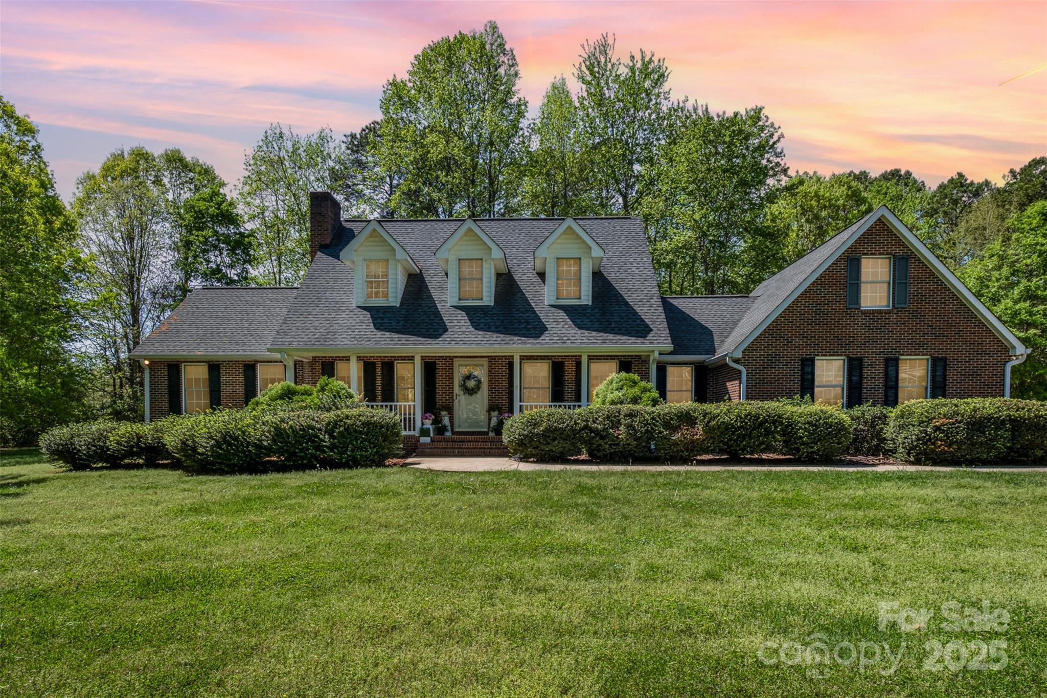 127 Fantasy Lane Property Photo 1