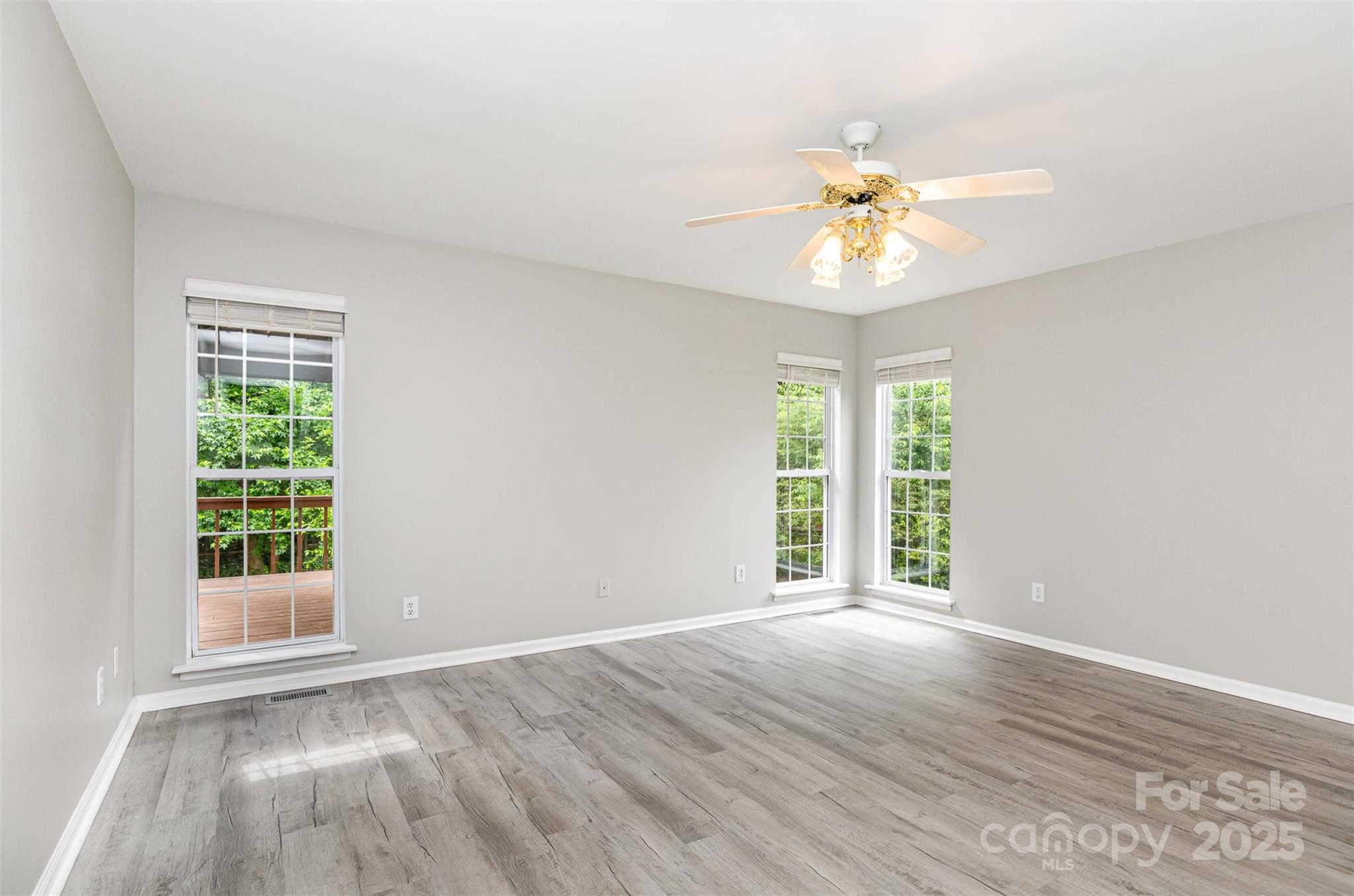 270 Kilmer Lane Property Photo 13