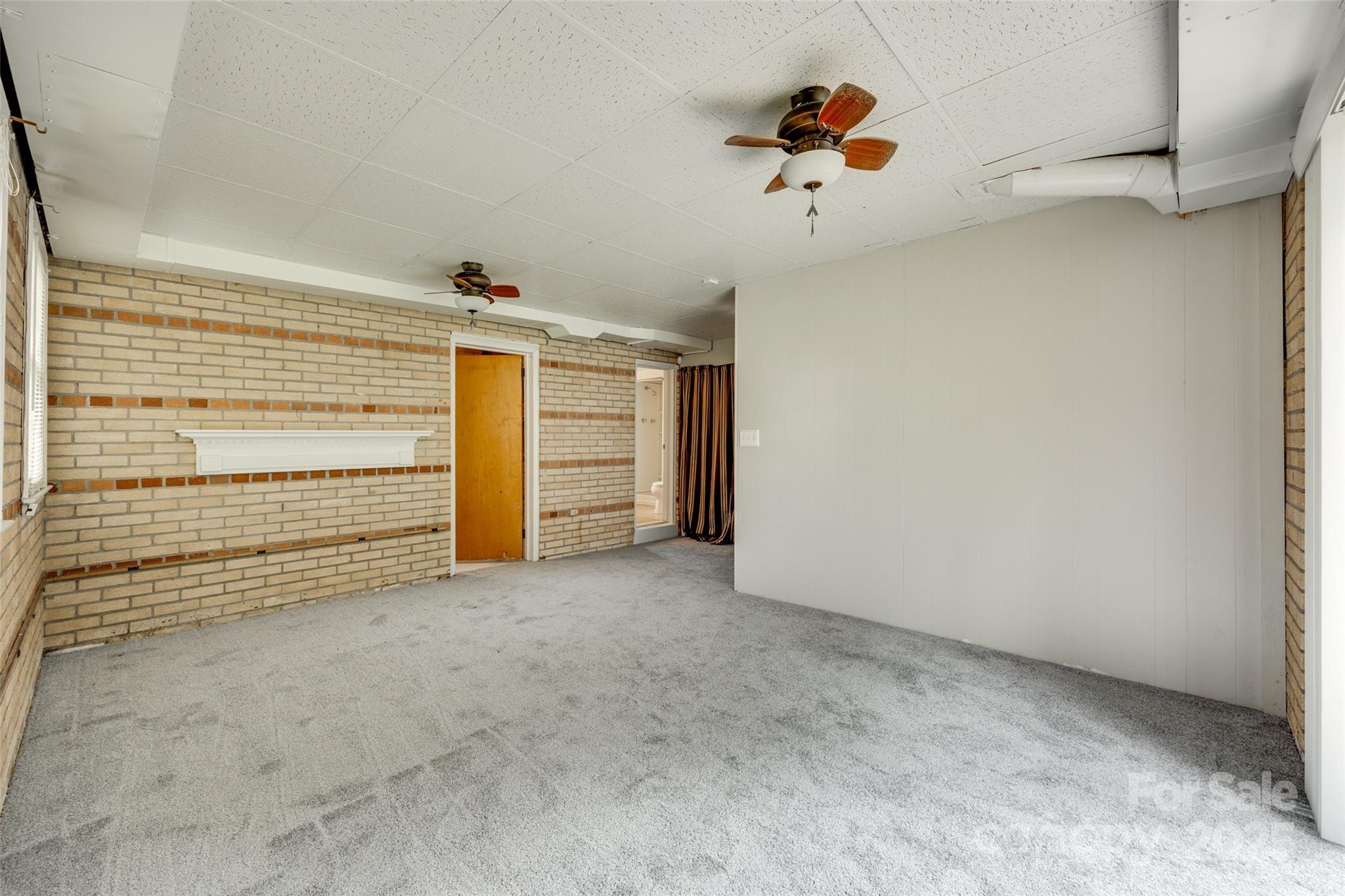 2111 Parkdale Avenue Property Photo 27