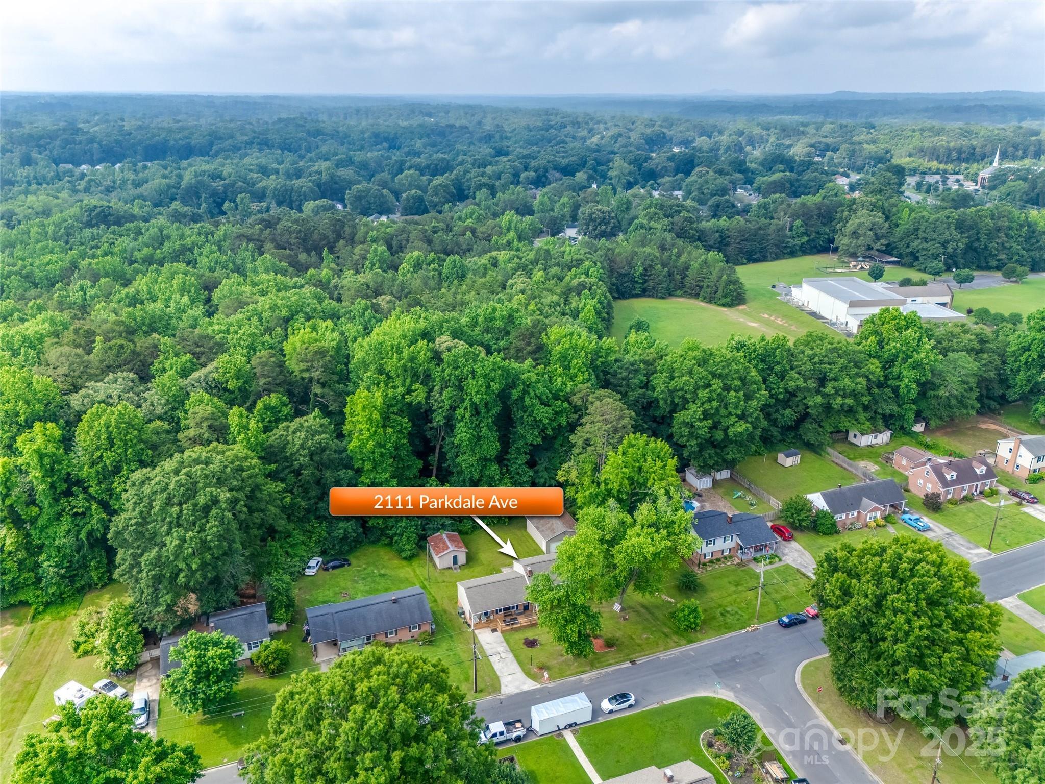 2111 Parkdale Avenue Property Photo 38