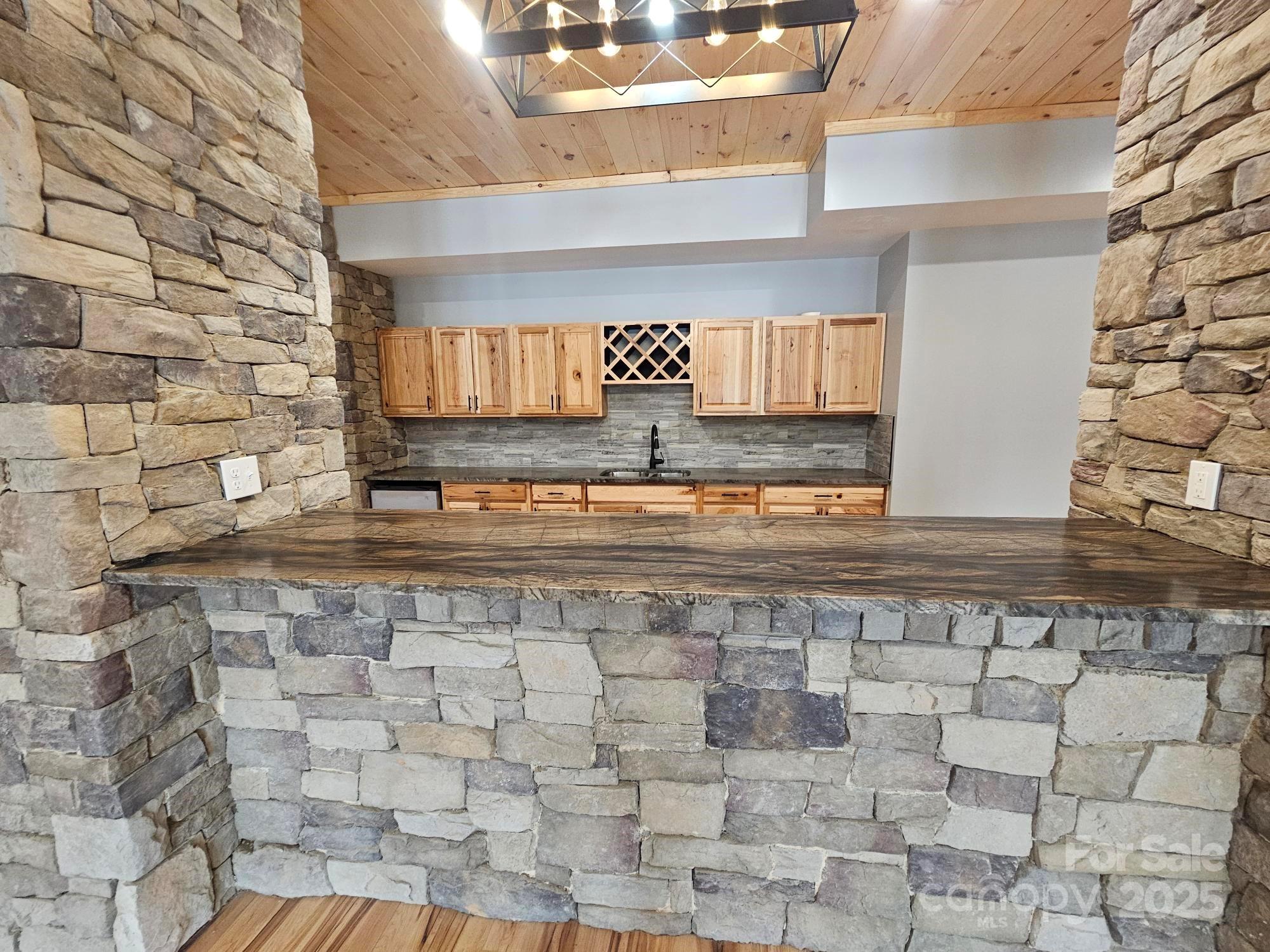 1076 Table View Drive 55 Property Photo 12