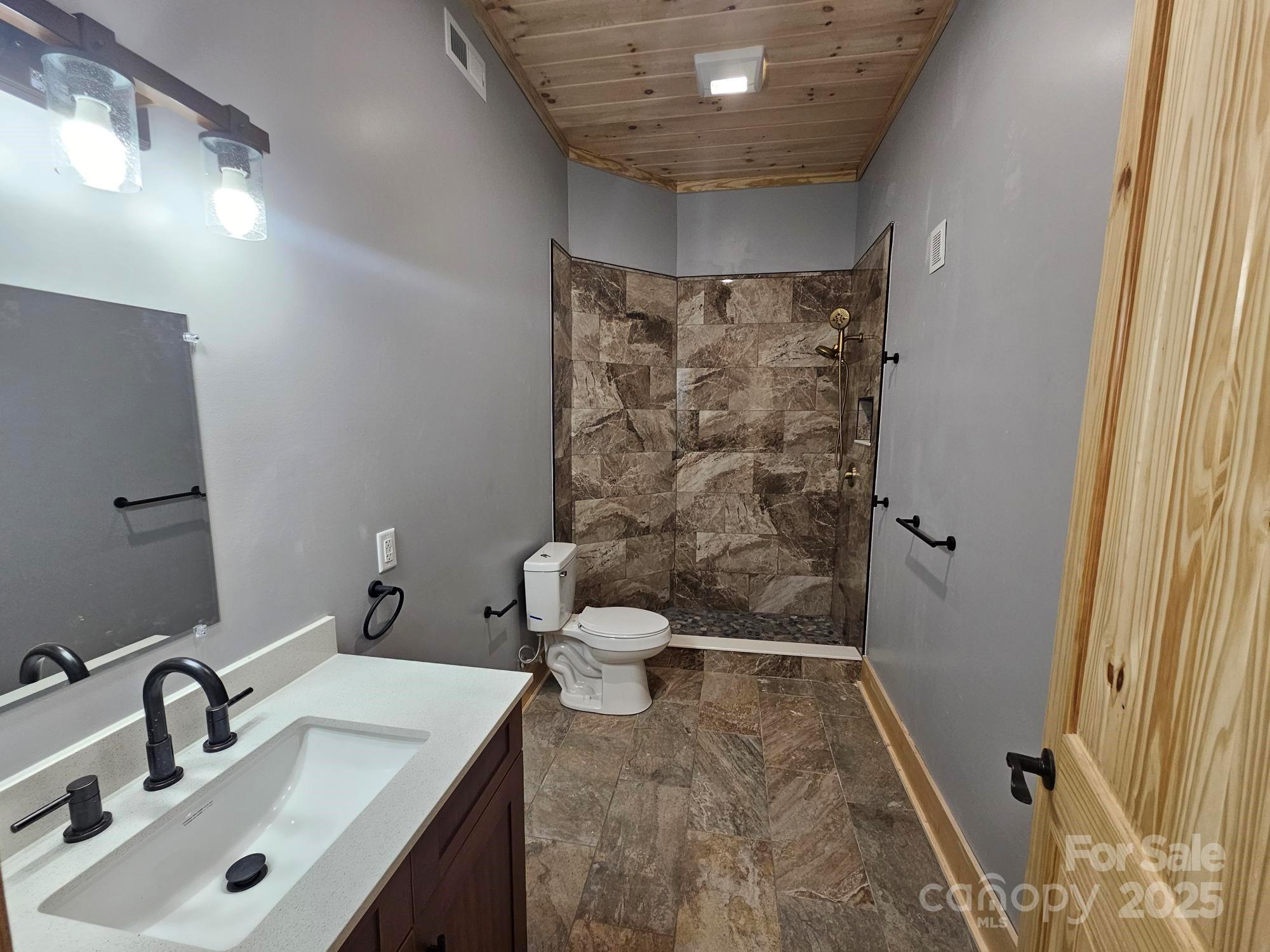 1076 Table View Drive 55 Property Photo 15