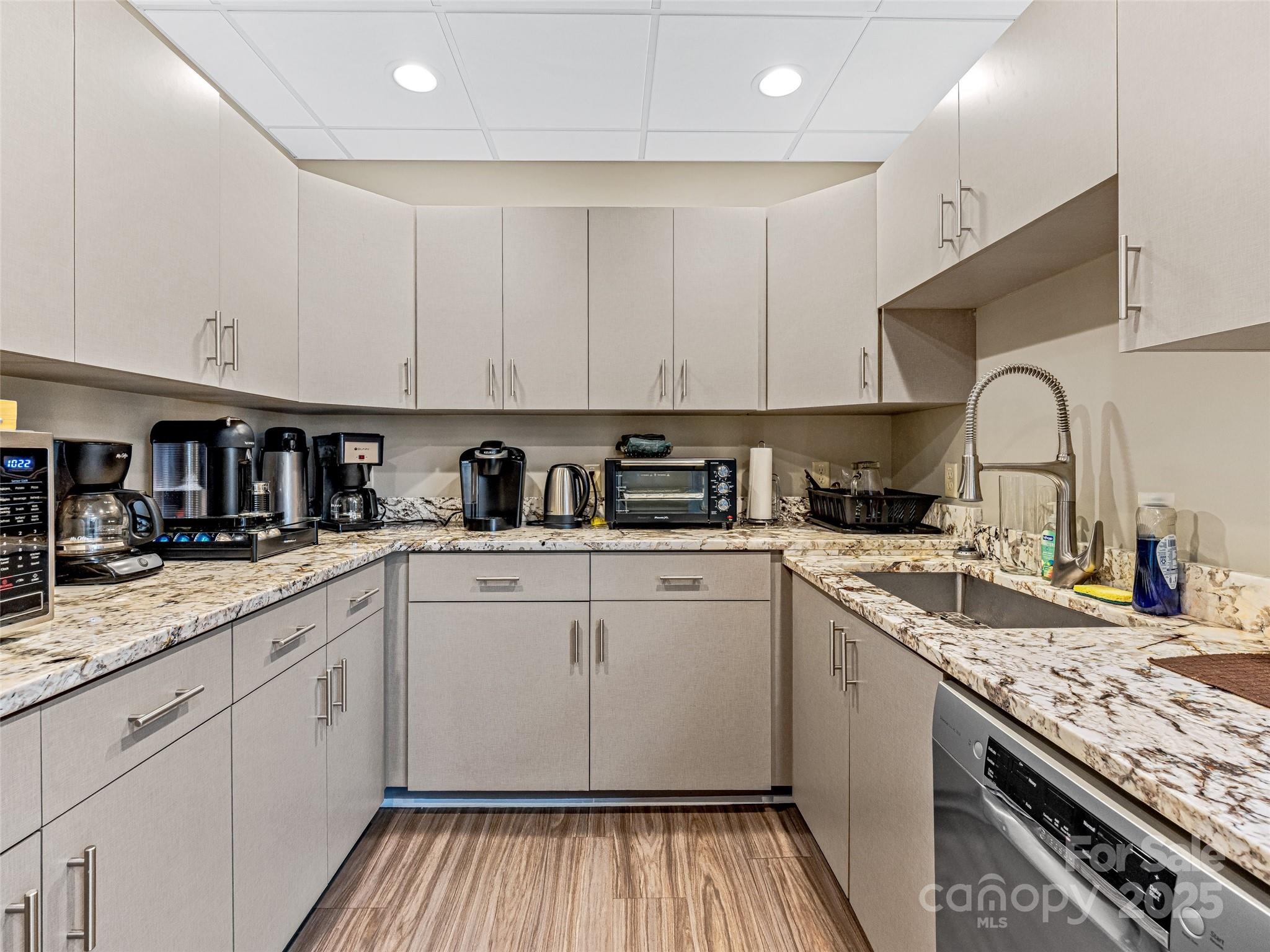 401 N Main Street 3 Property Photo 20