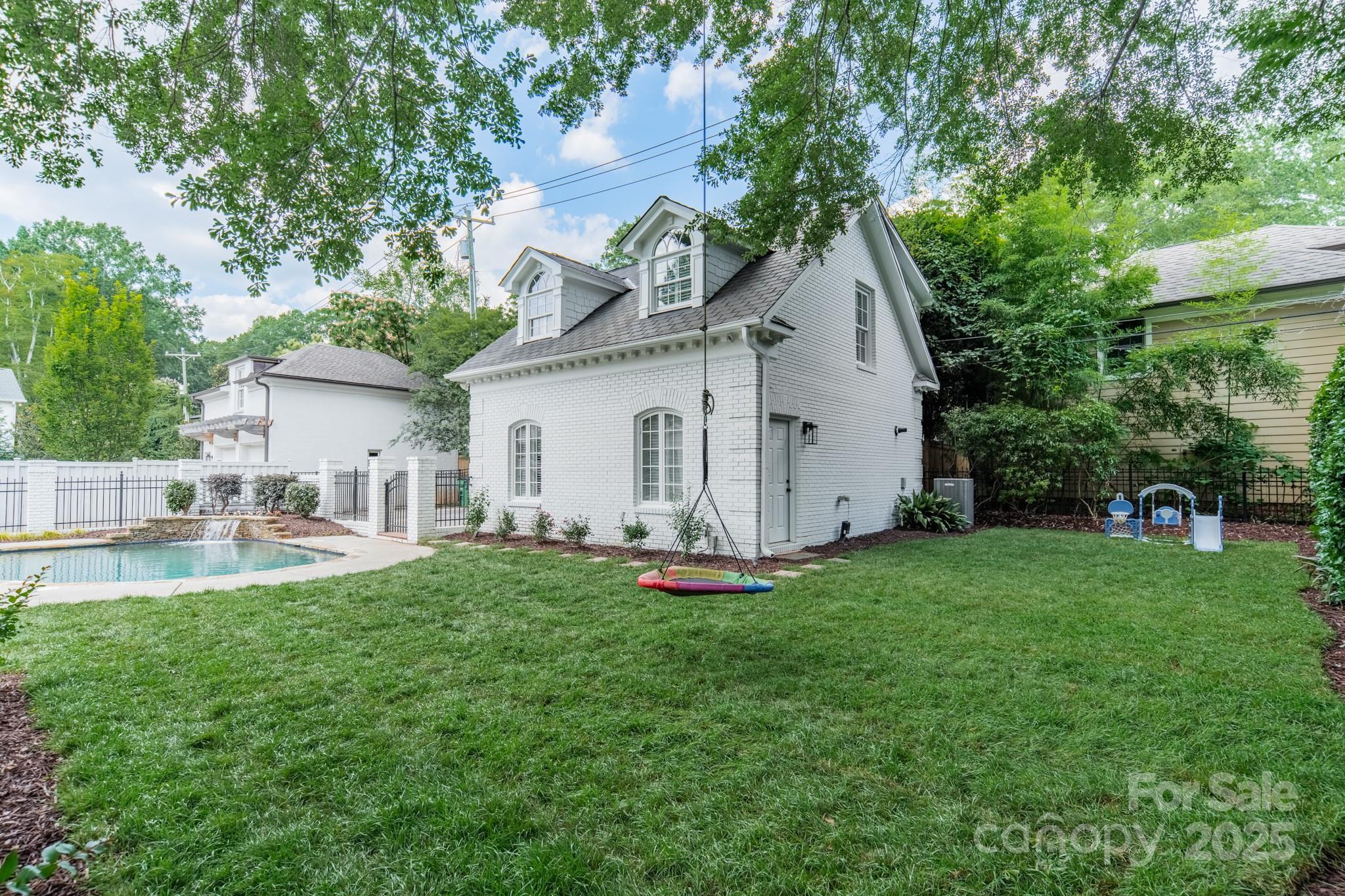 601 Cherokee Road Property Photo 22