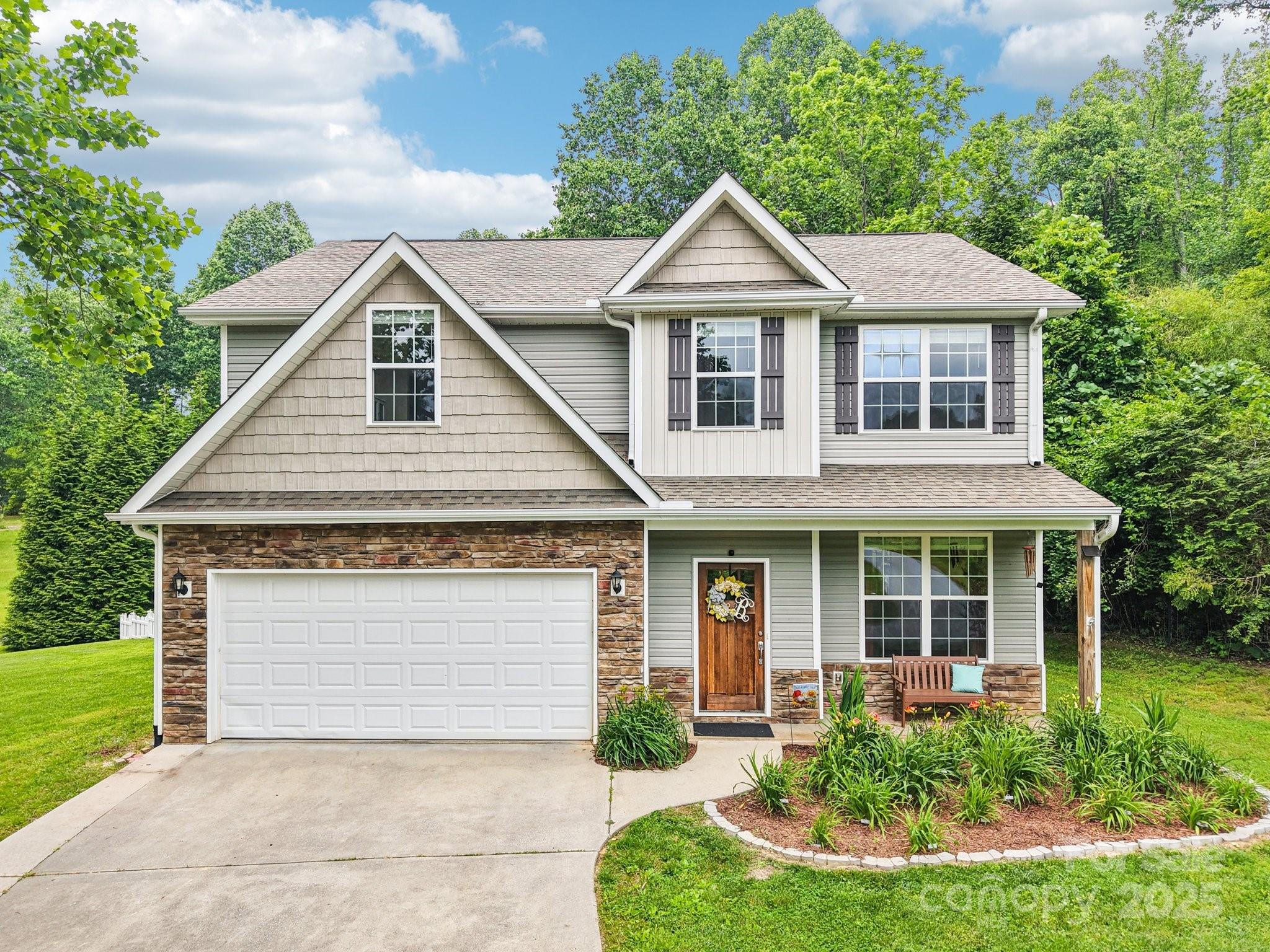 22 Streamside Drive Property Photo