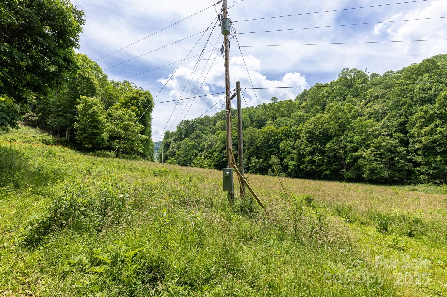 99999 Sugar Camp Road Property Photo 6