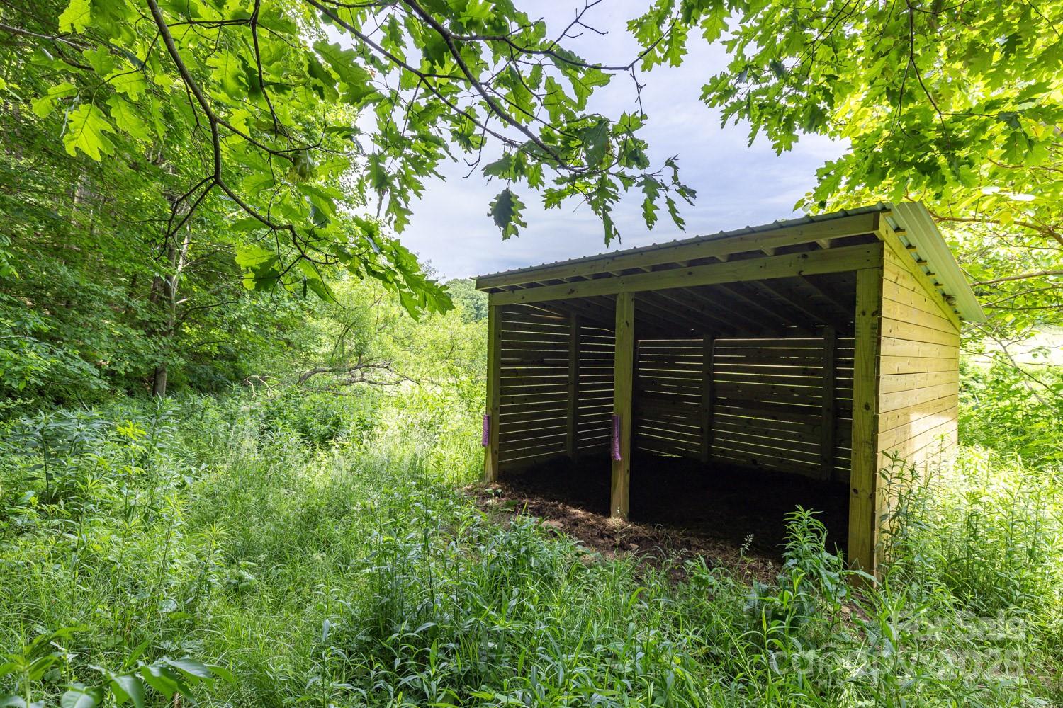 99999 Sugar Camp Road Property Photo 8