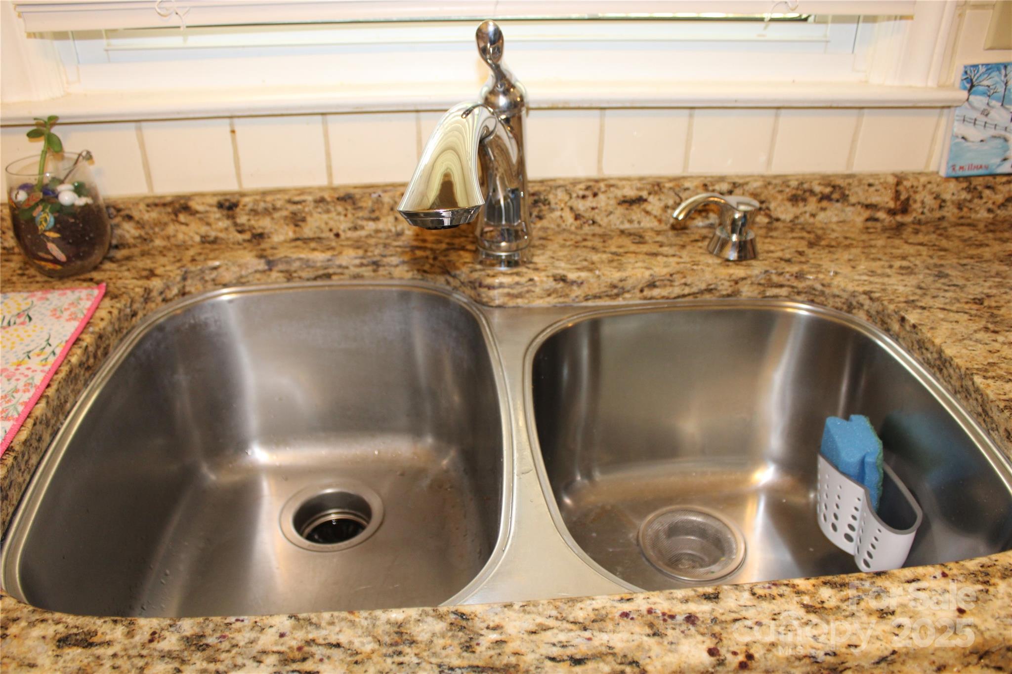 116 Woodbark Lane Property Photo 8