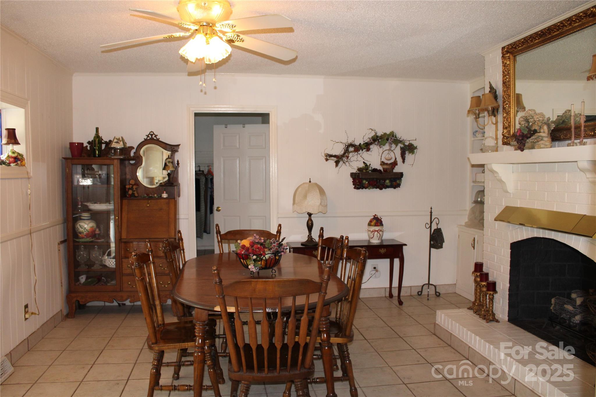 116 Woodbark Lane Property Photo 10