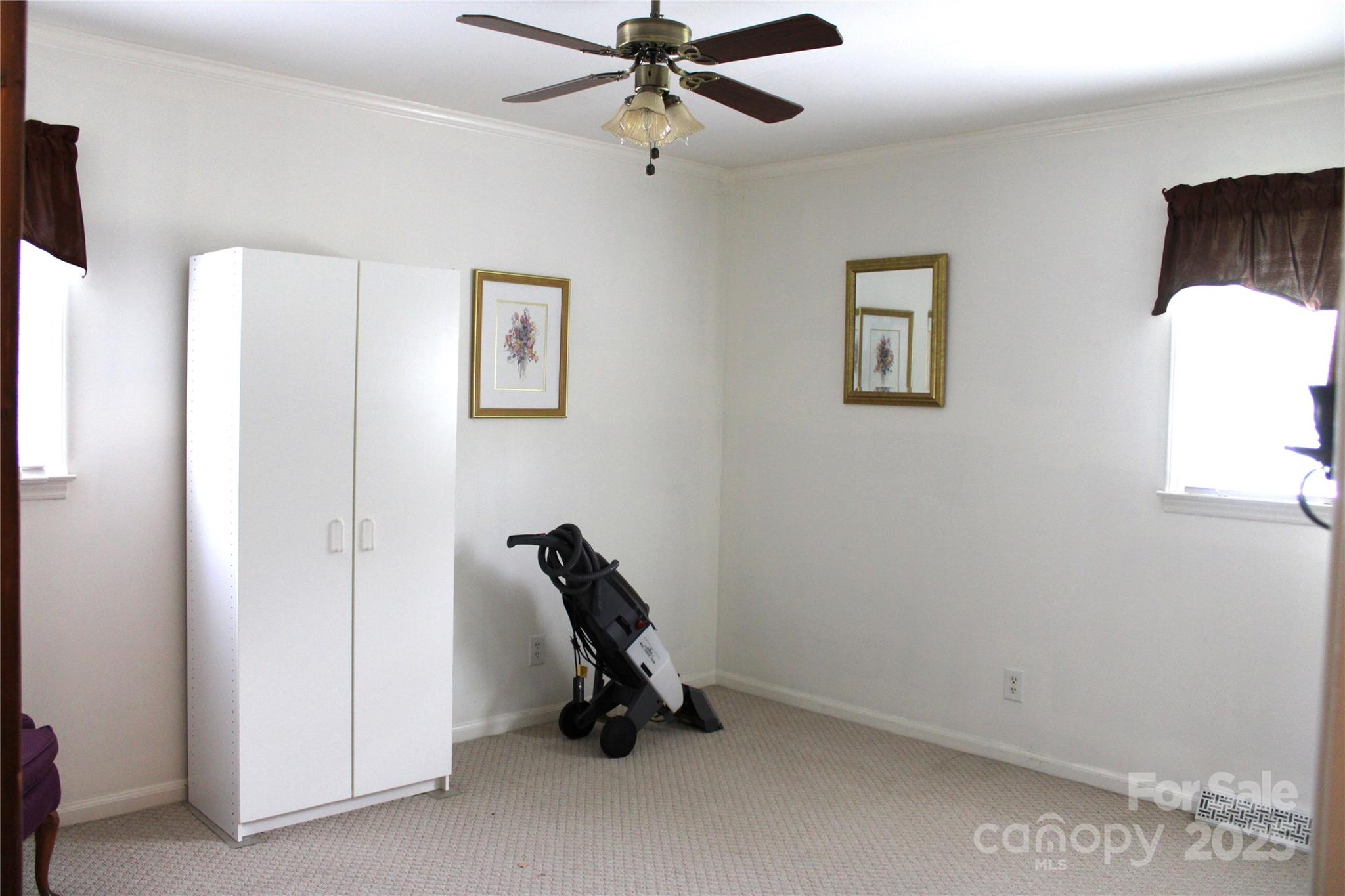 116 Woodbark Lane Property Photo 14