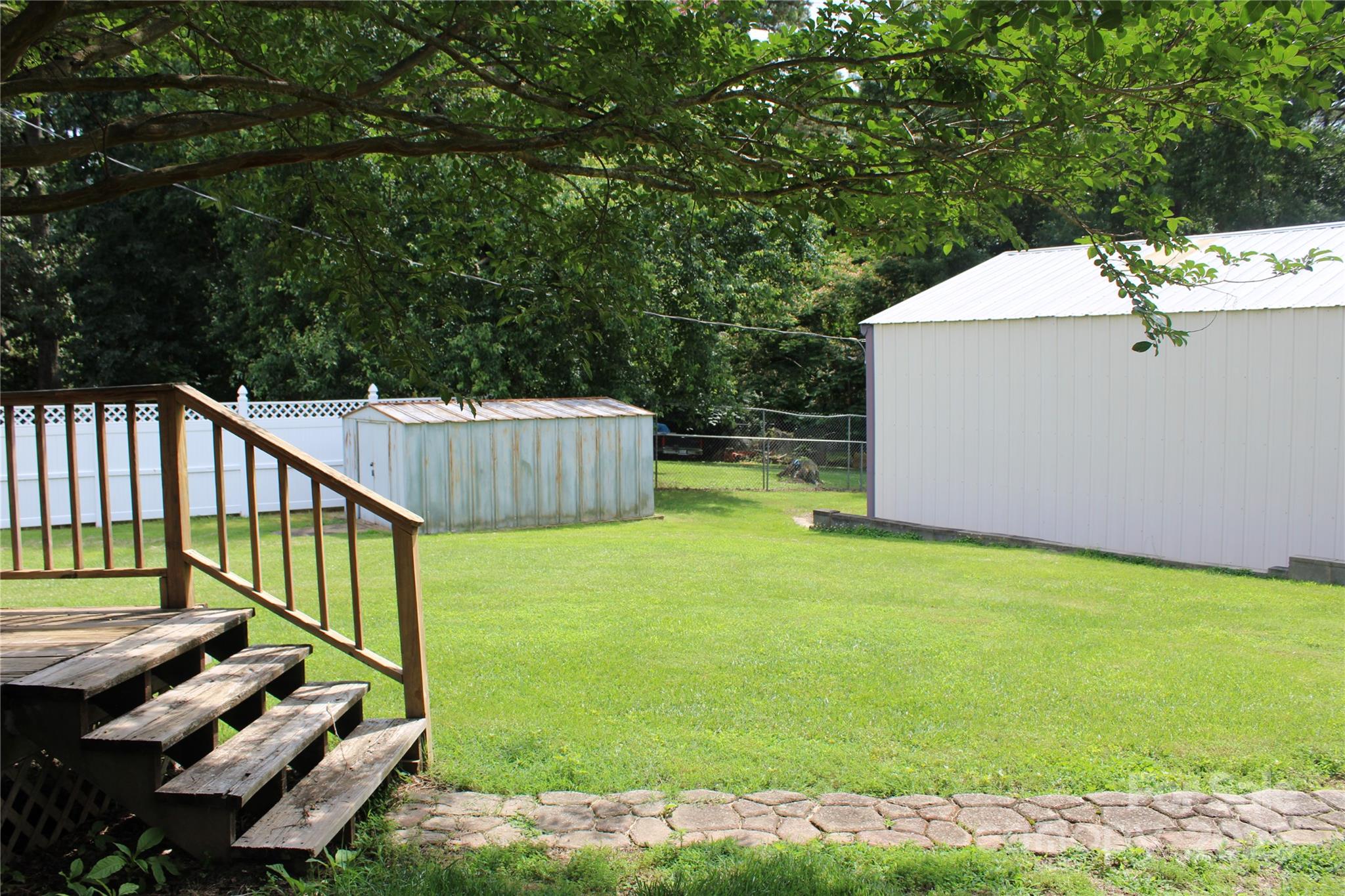 116 Woodbark Lane Property Photo 24