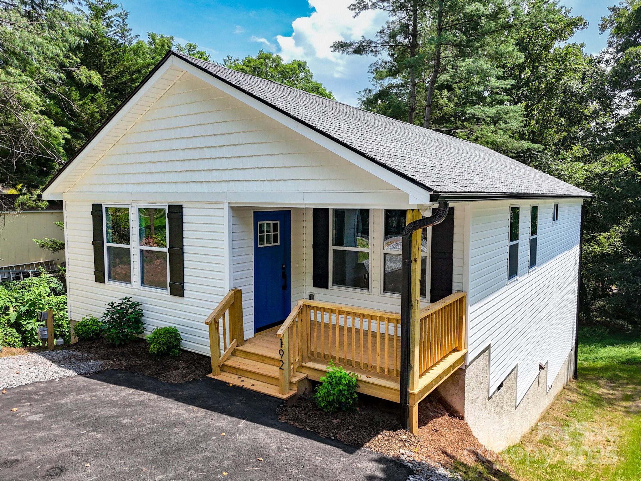 192 Appalachian Way Property Photo 1