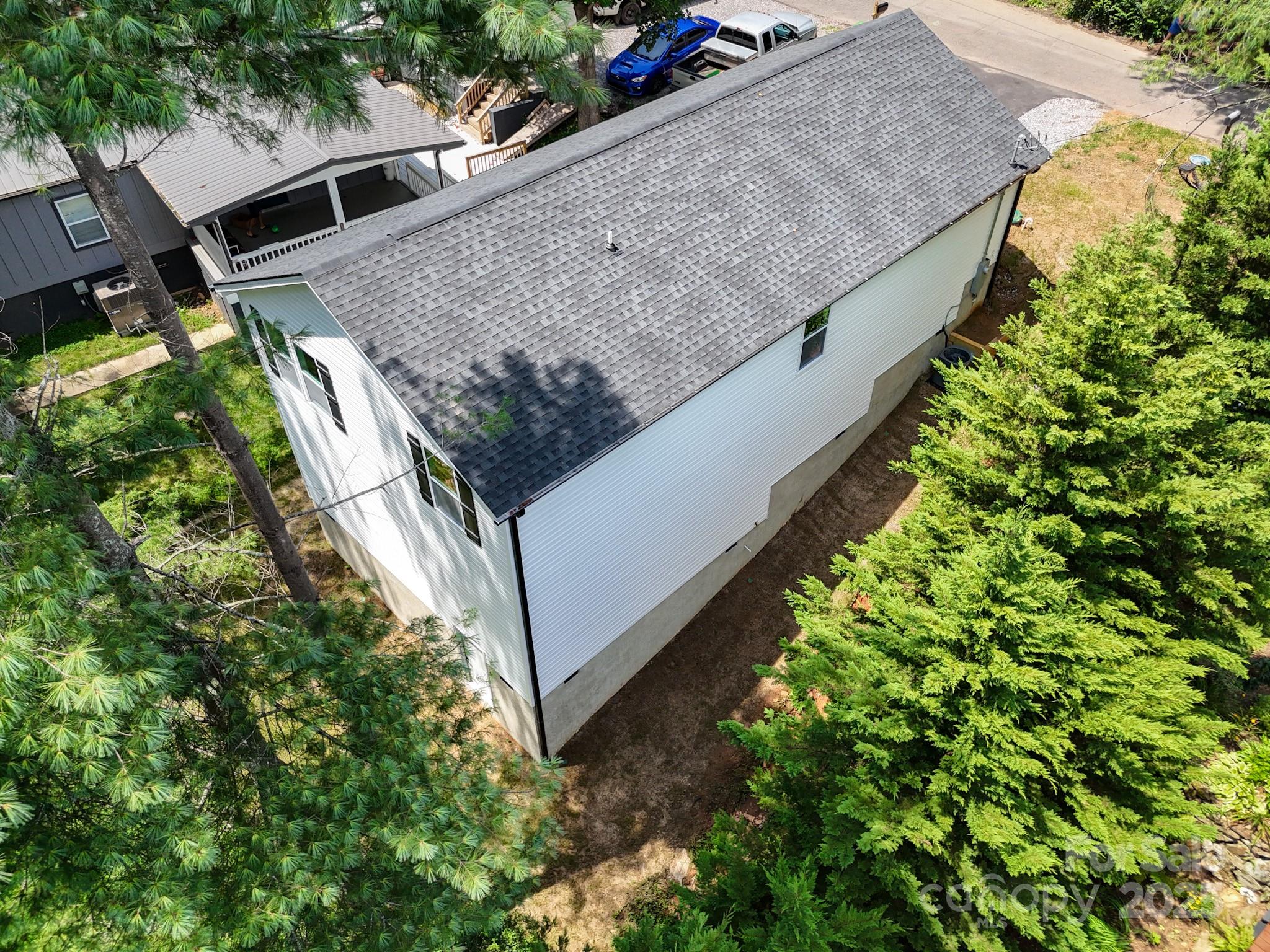 192 Appalachian Way Property Photo 5