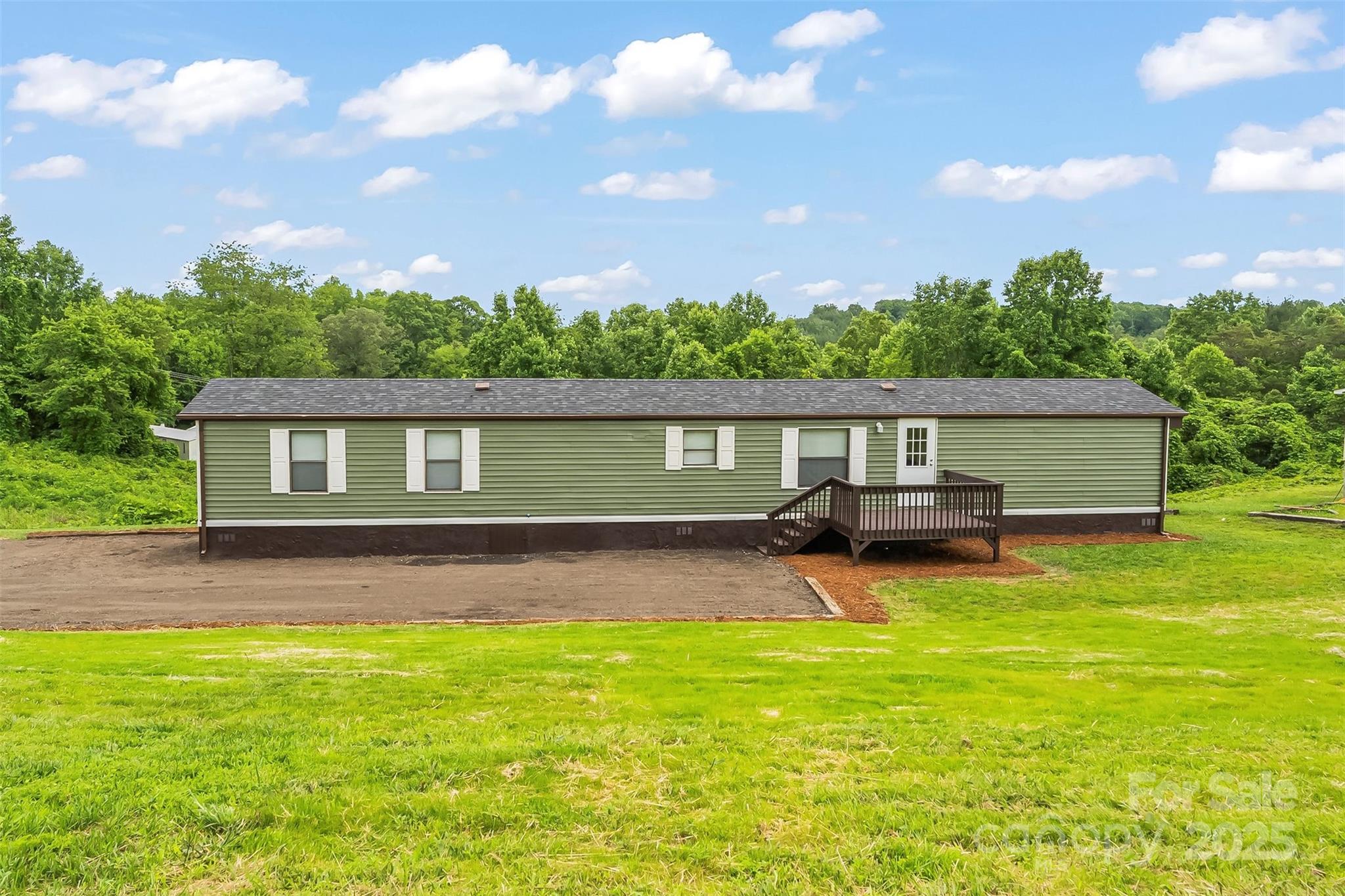 1712 NC 126 Highway Property Photo 1