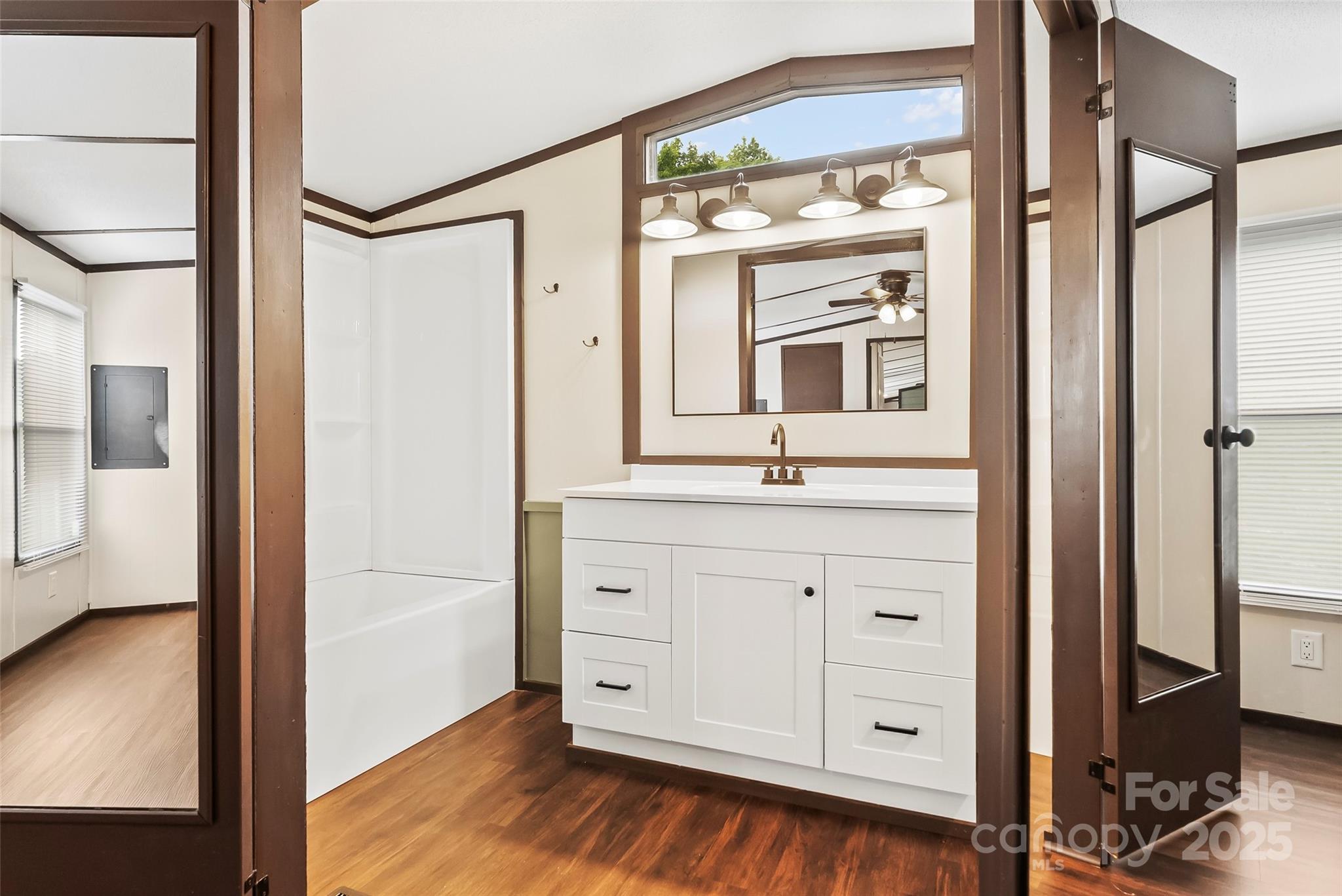 1712 Nc 126 Highway Property Photo 10