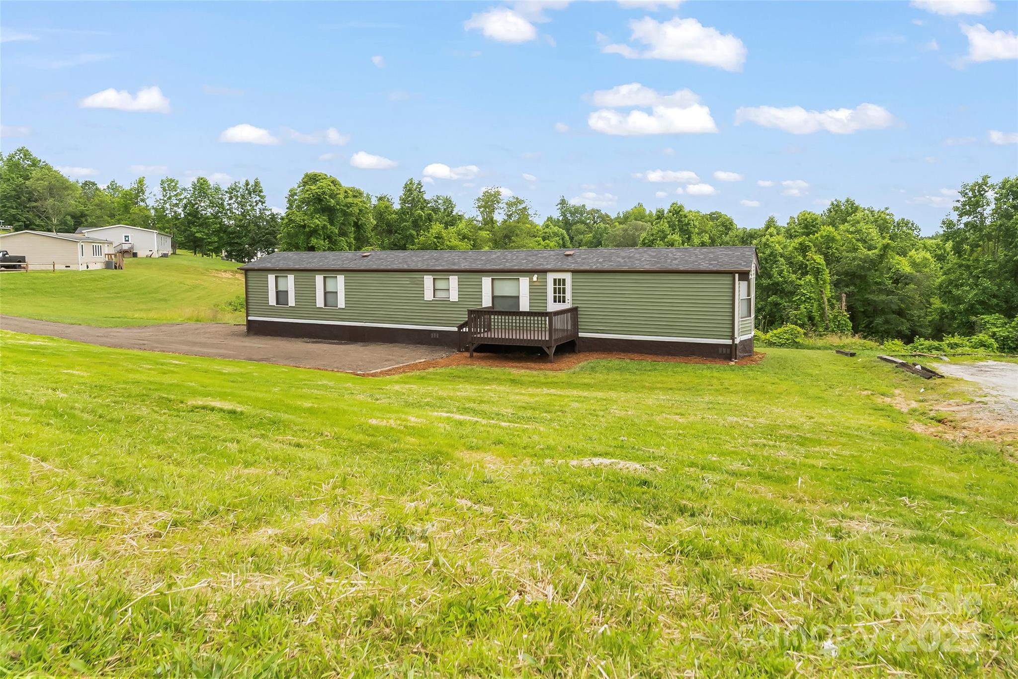 1712 Nc 126 Highway Property Photo 18