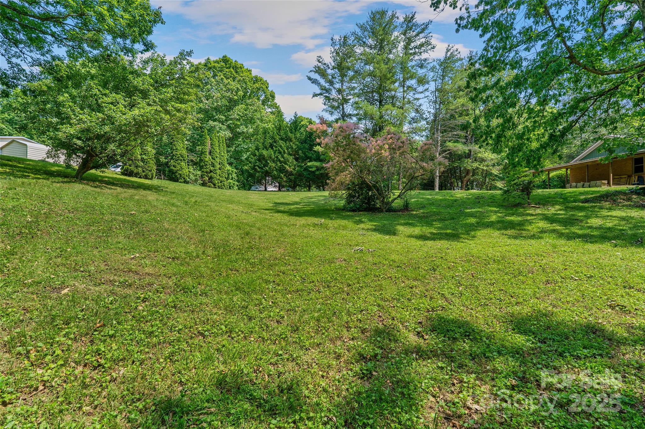 14 Luckenbach Drive Property Photo 20