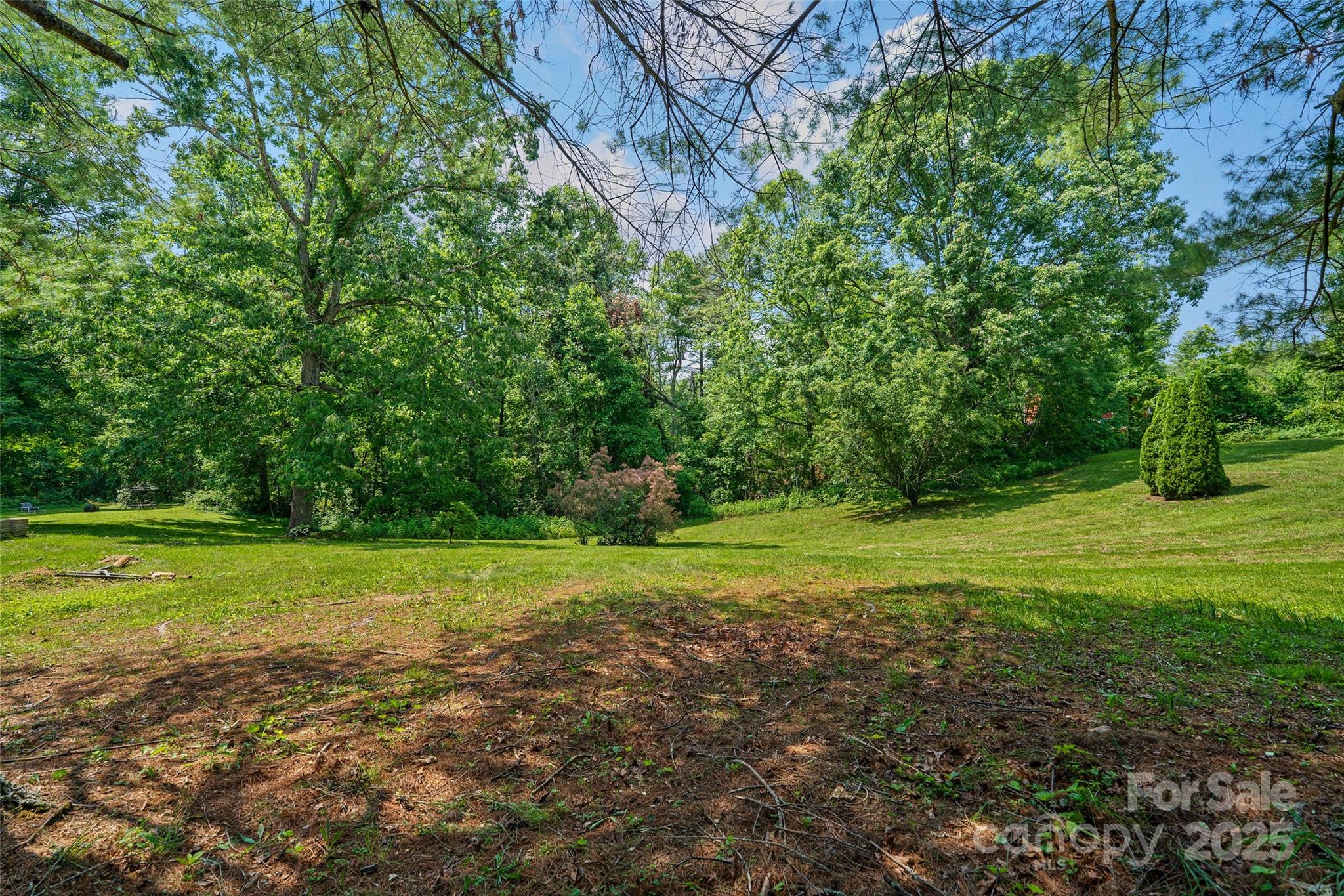 14 Luckenbach Drive Property Photo 21