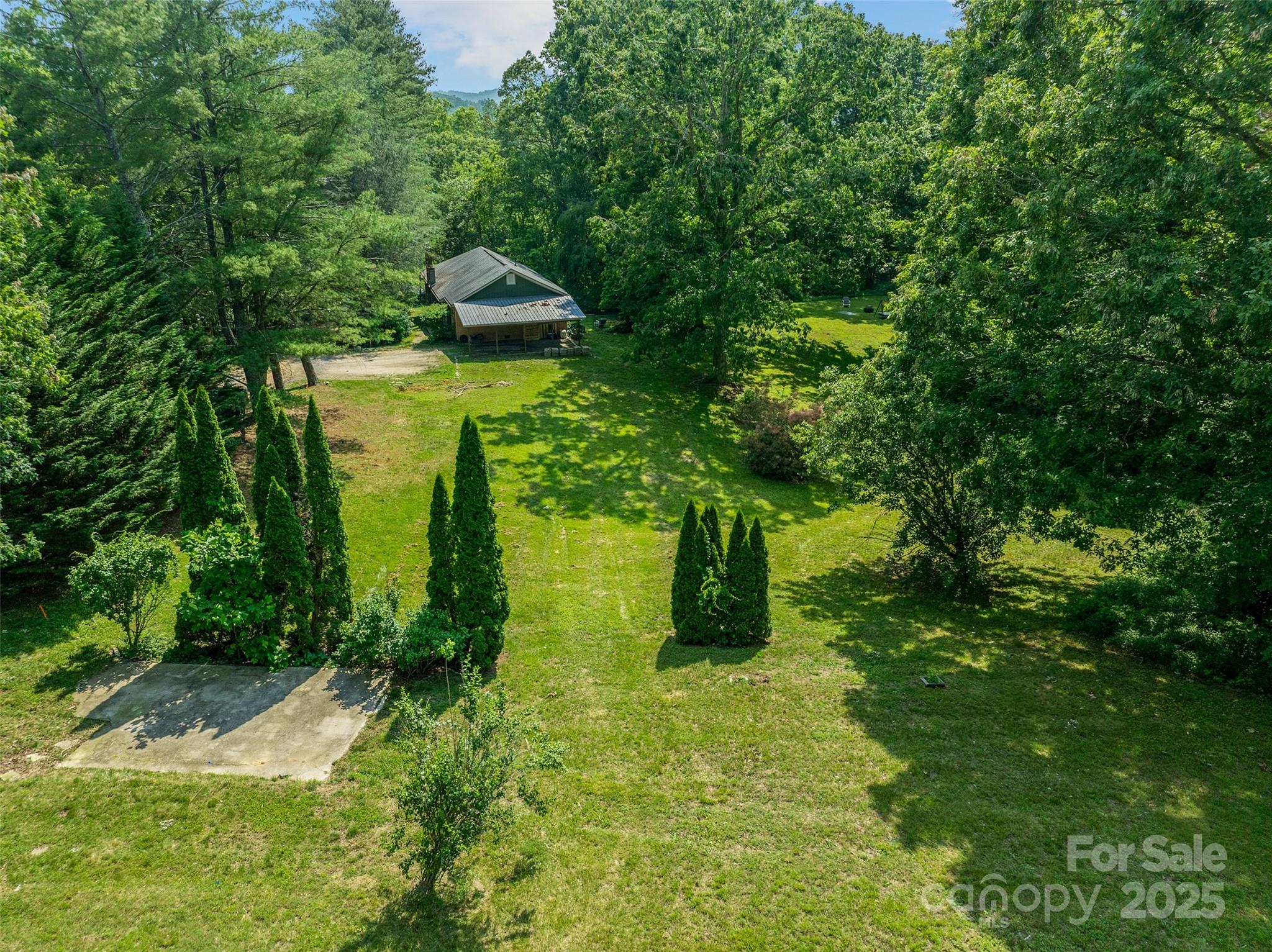 14 Luckenbach Drive Property Photo 22