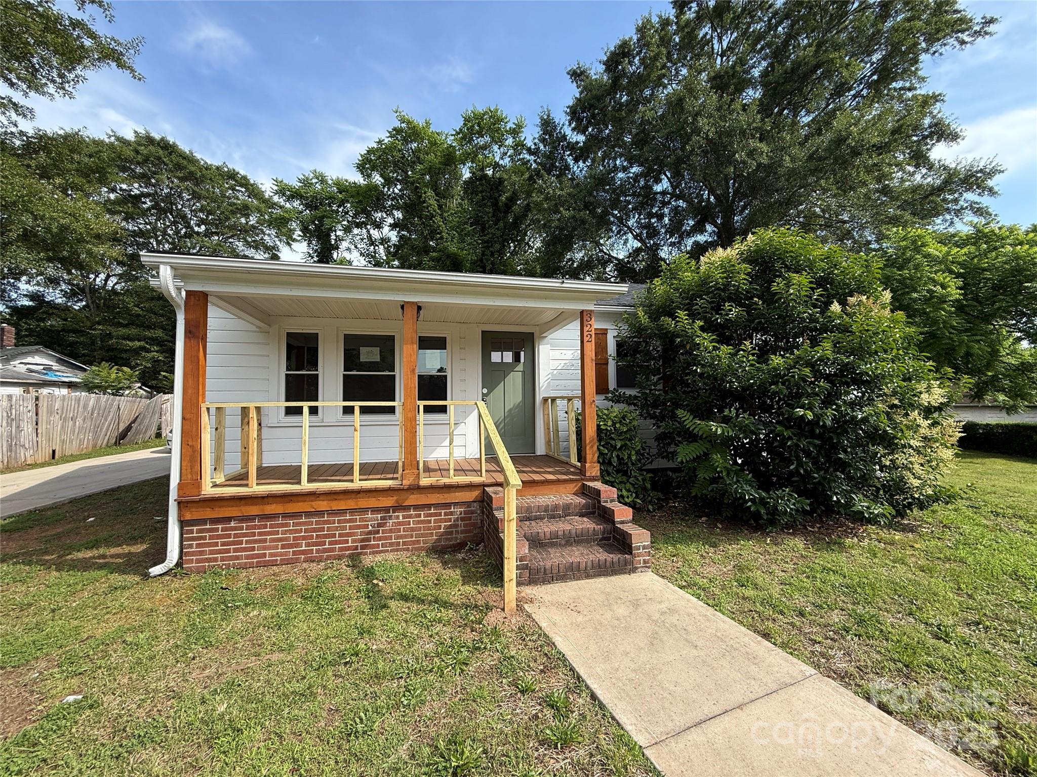 322 Buffalo Street Property Photo 1