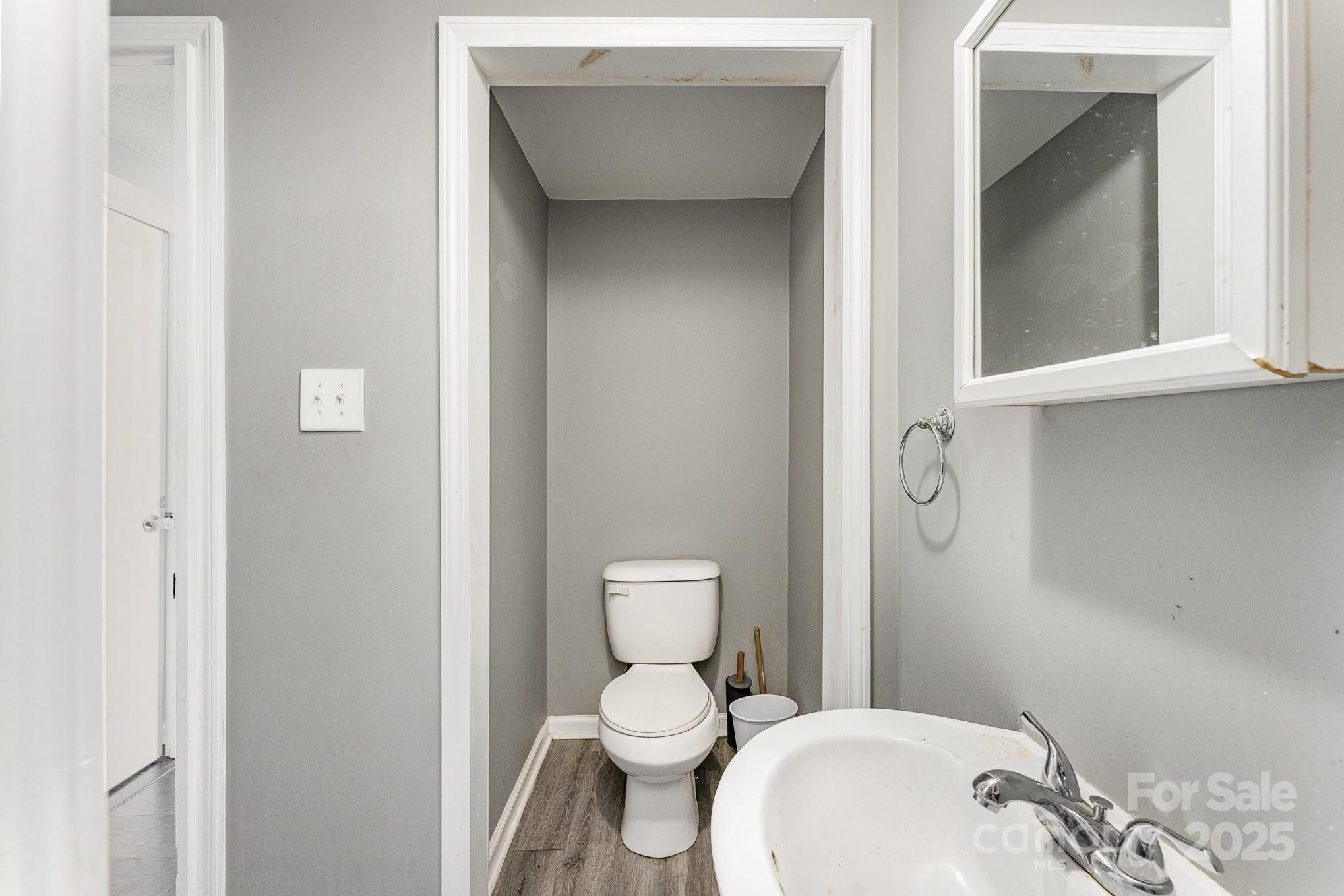 307 Elm Street Property Photo 16