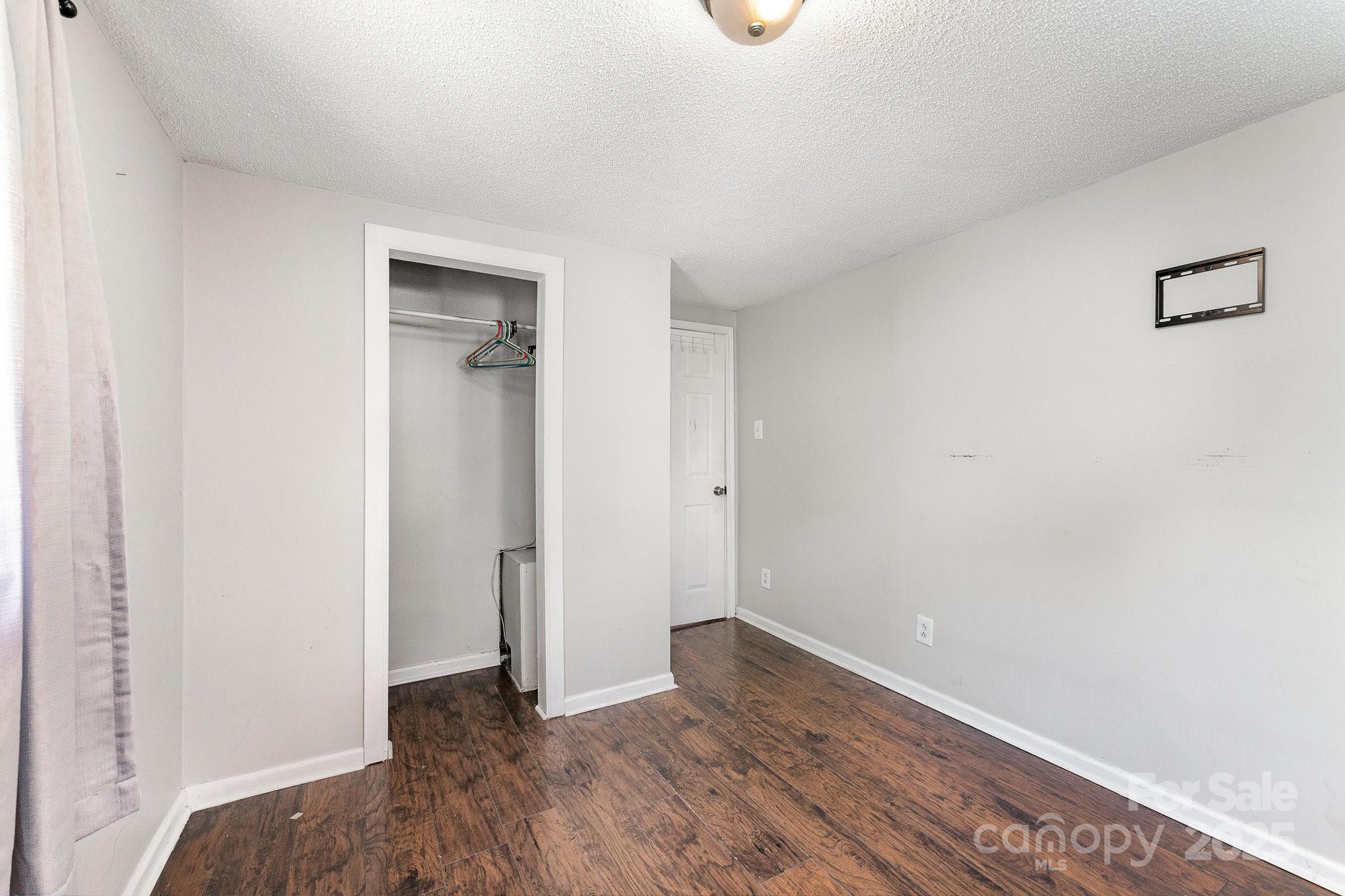 307 Elm Street Property Photo 18