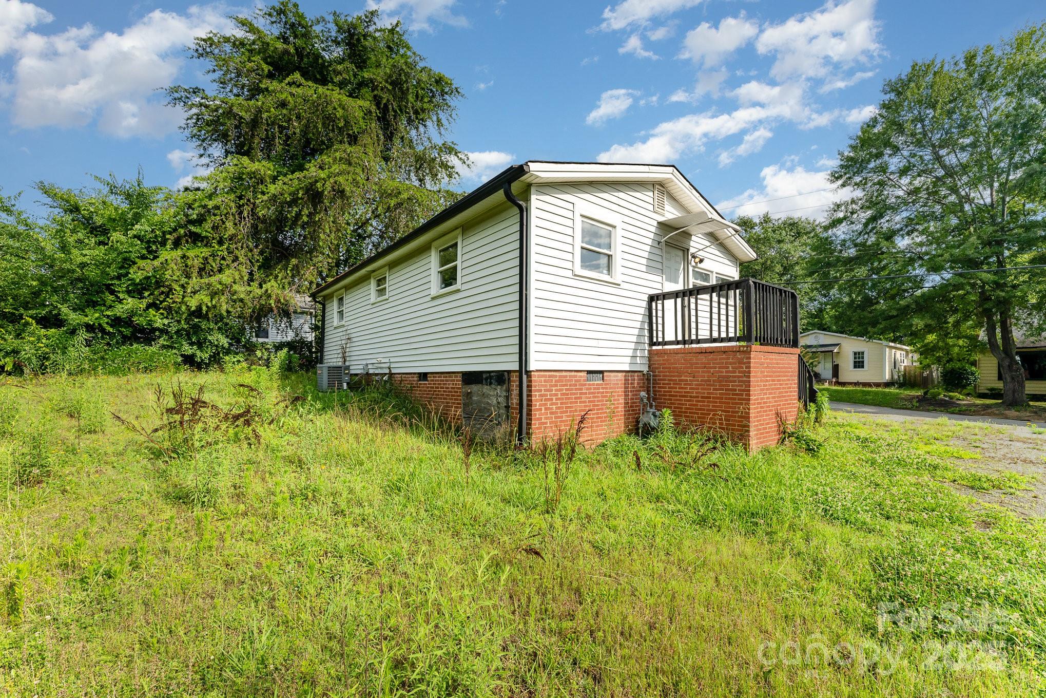 307 Elm Street Property Photo 26
