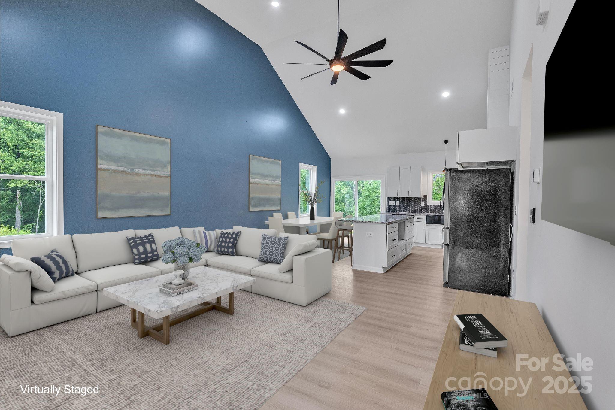 516 North Mulberry Street Property Photo 3