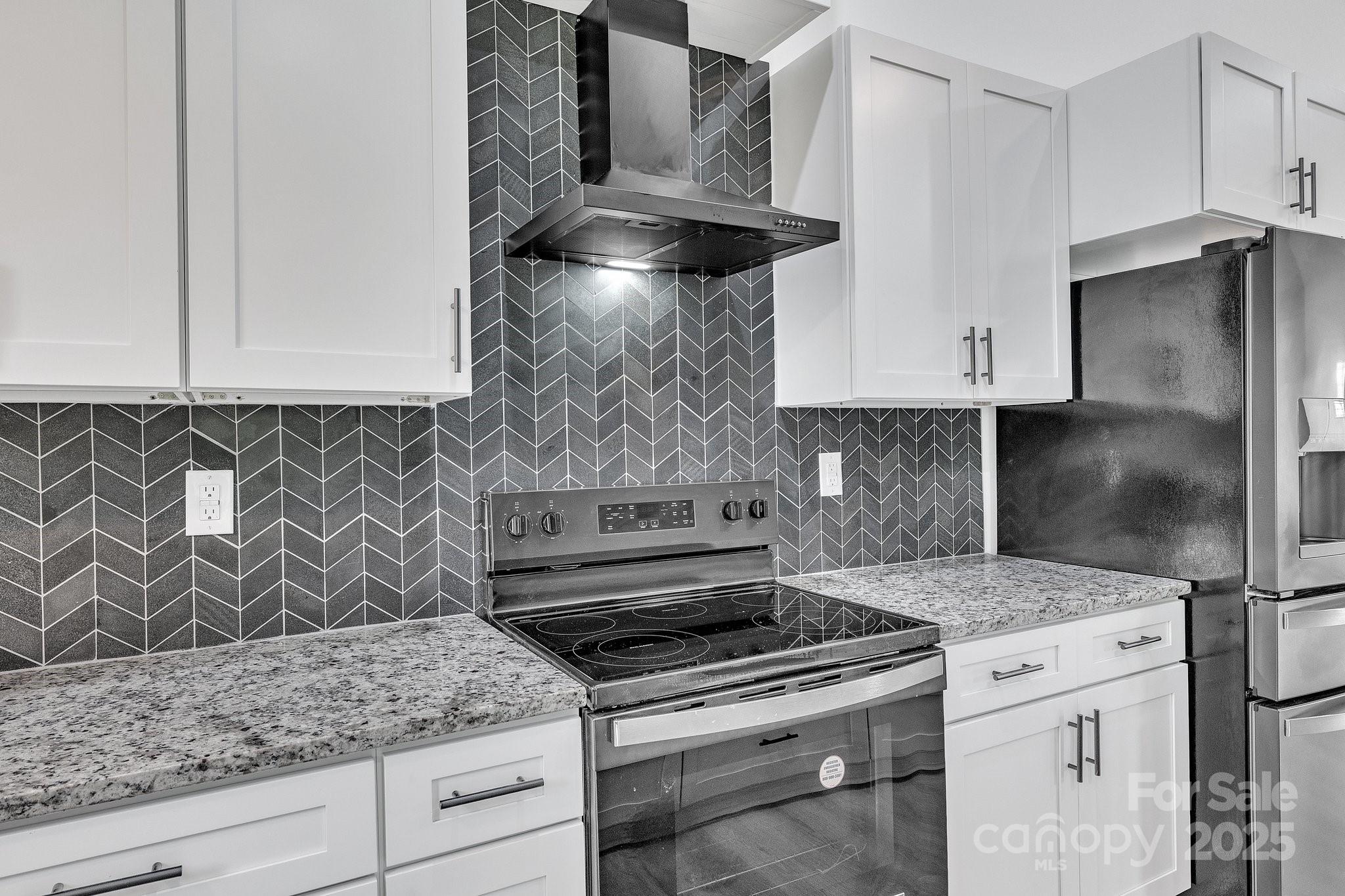 516 North Mulberry Street Property Photo 9