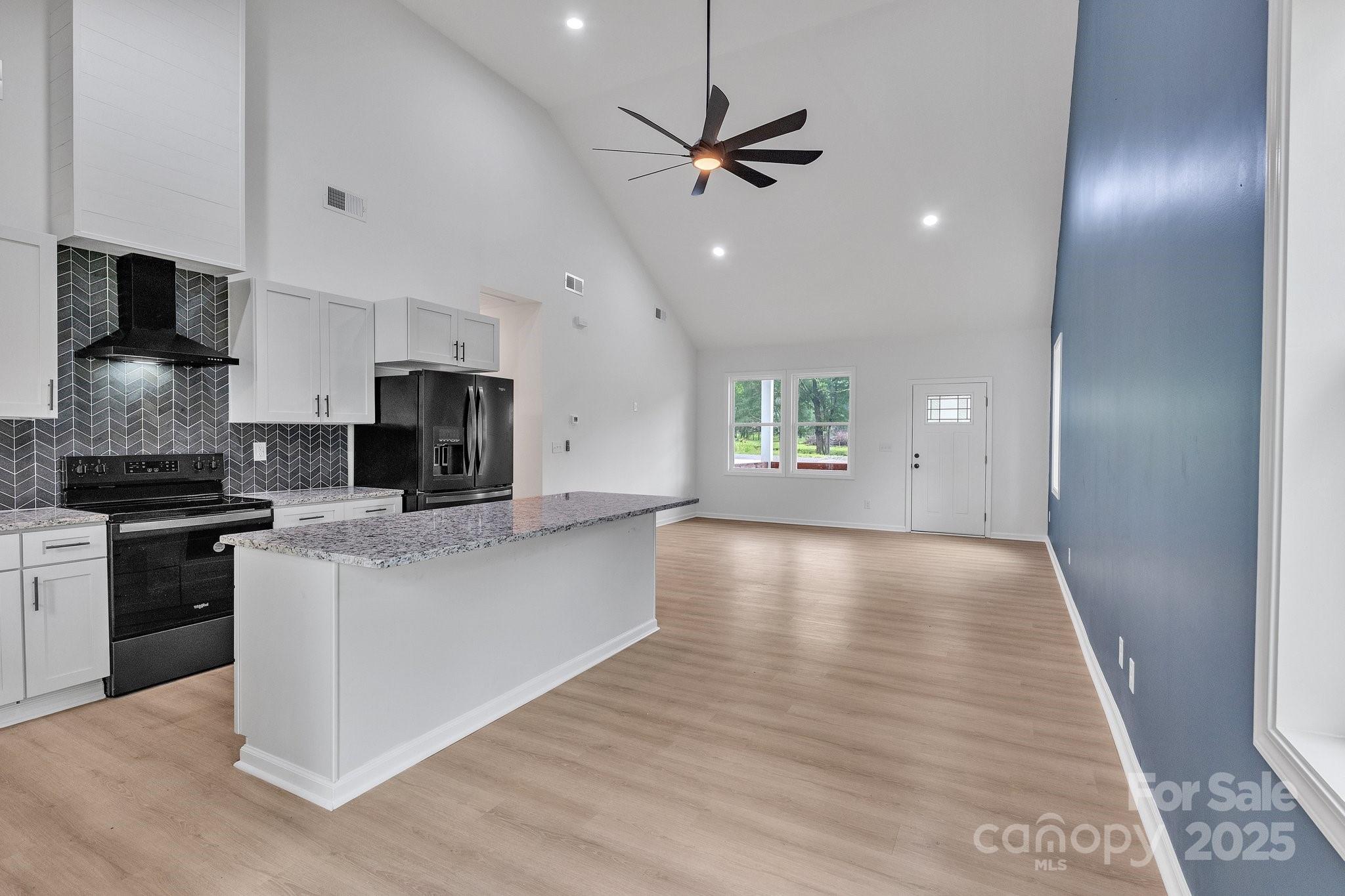 516 North Mulberry Street Property Photo 25