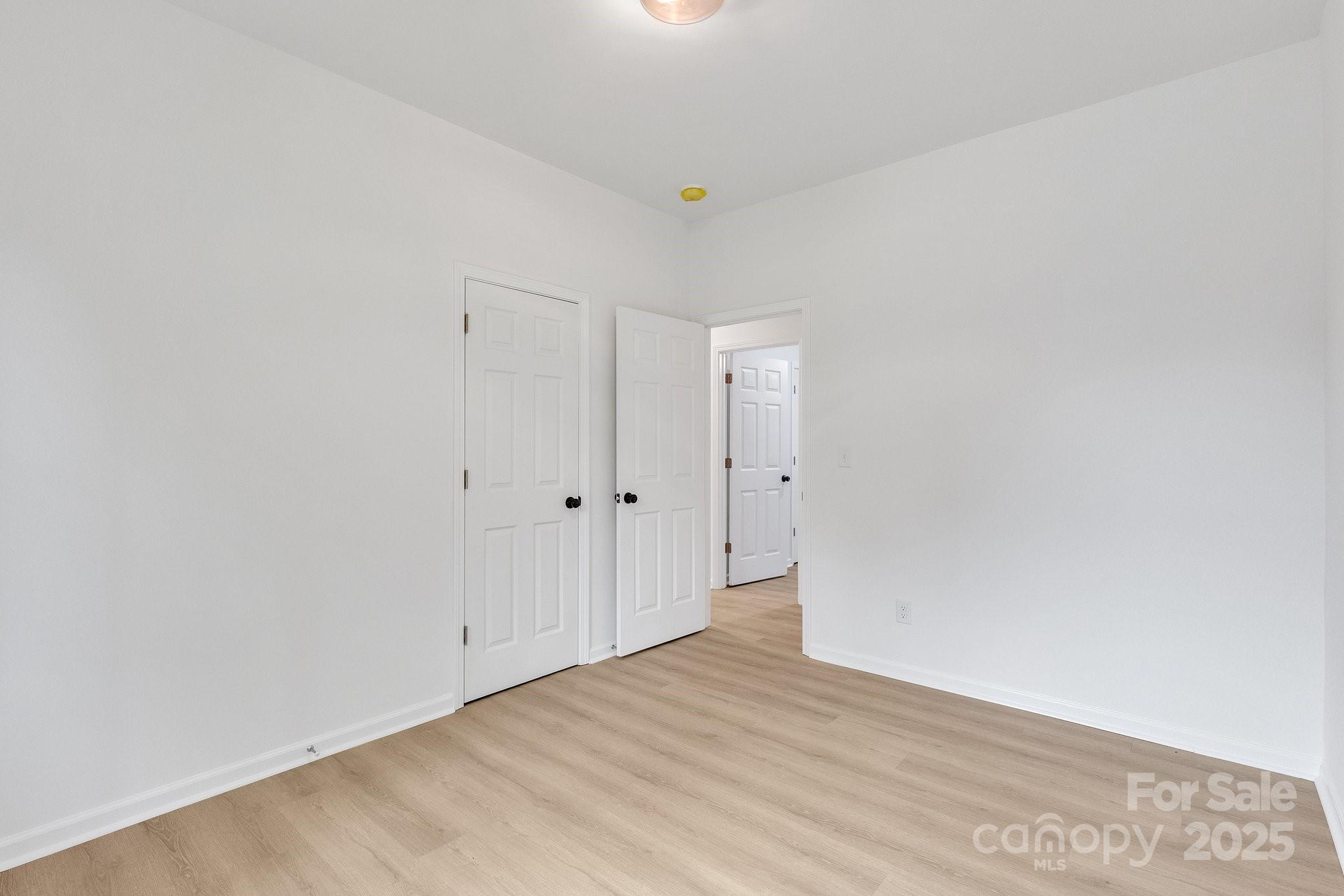 516 North Mulberry Street Property Photo 30