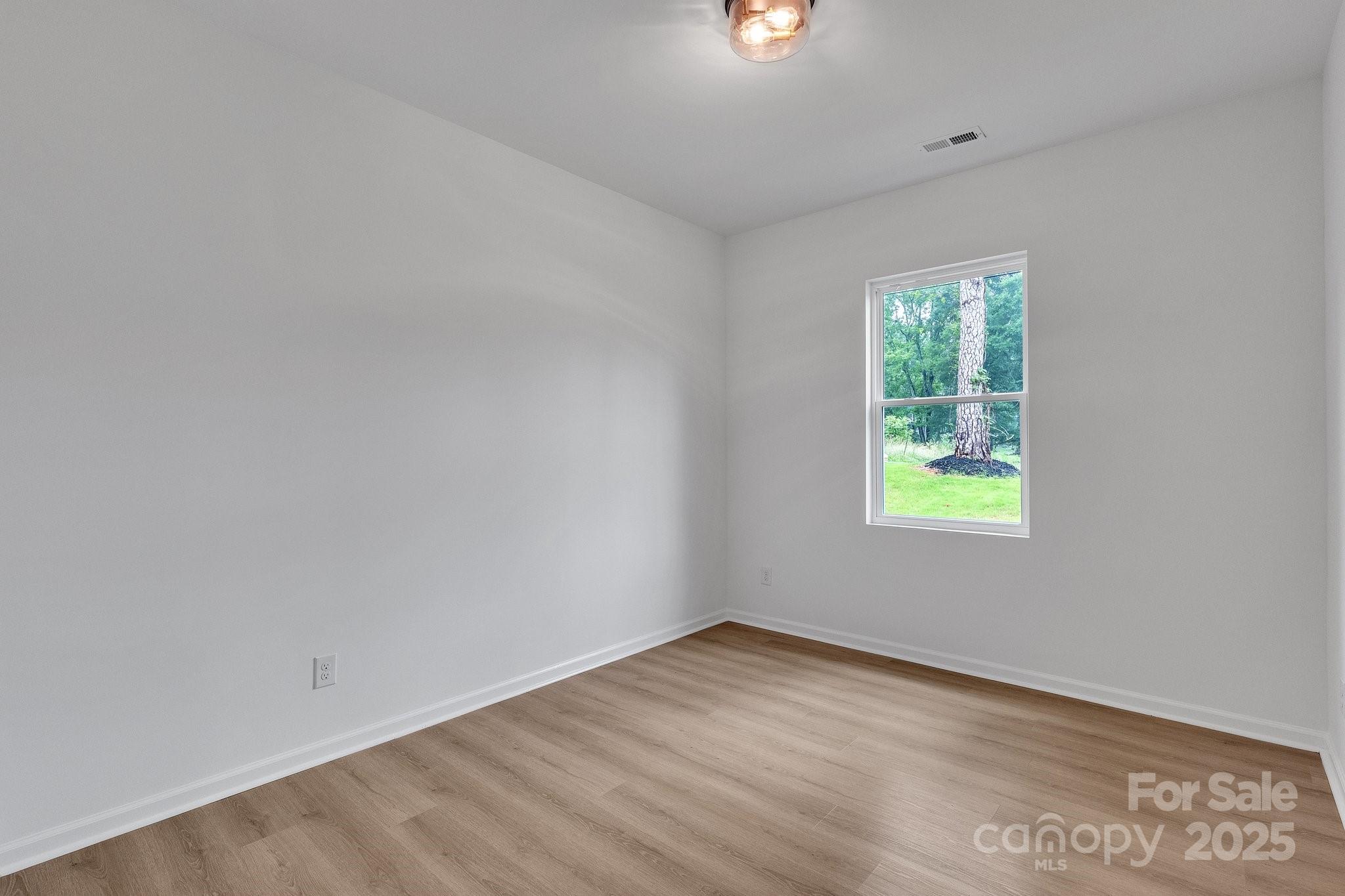 516 North Mulberry Street Property Photo 32