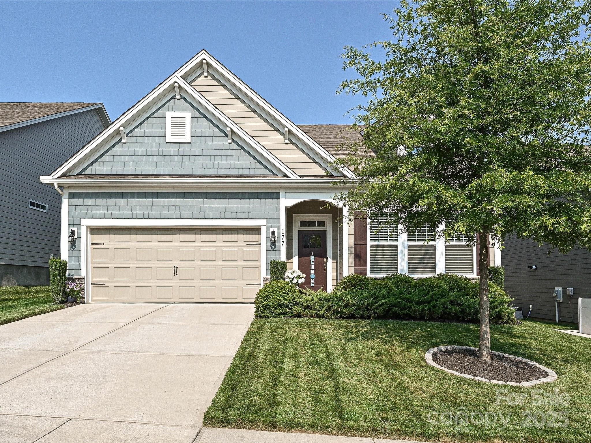 177 Yellow Birch Loop Property Photo 1