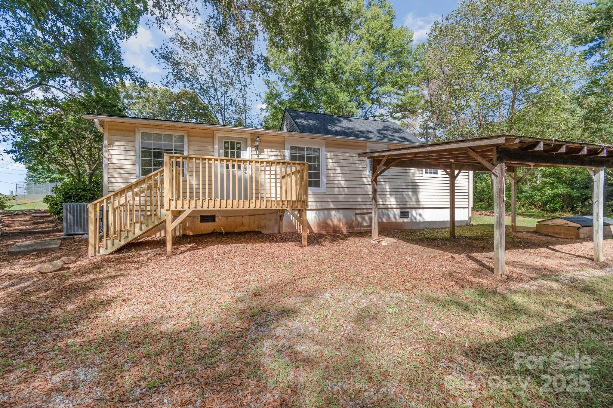 158 John Crotts Road Property Photo 3