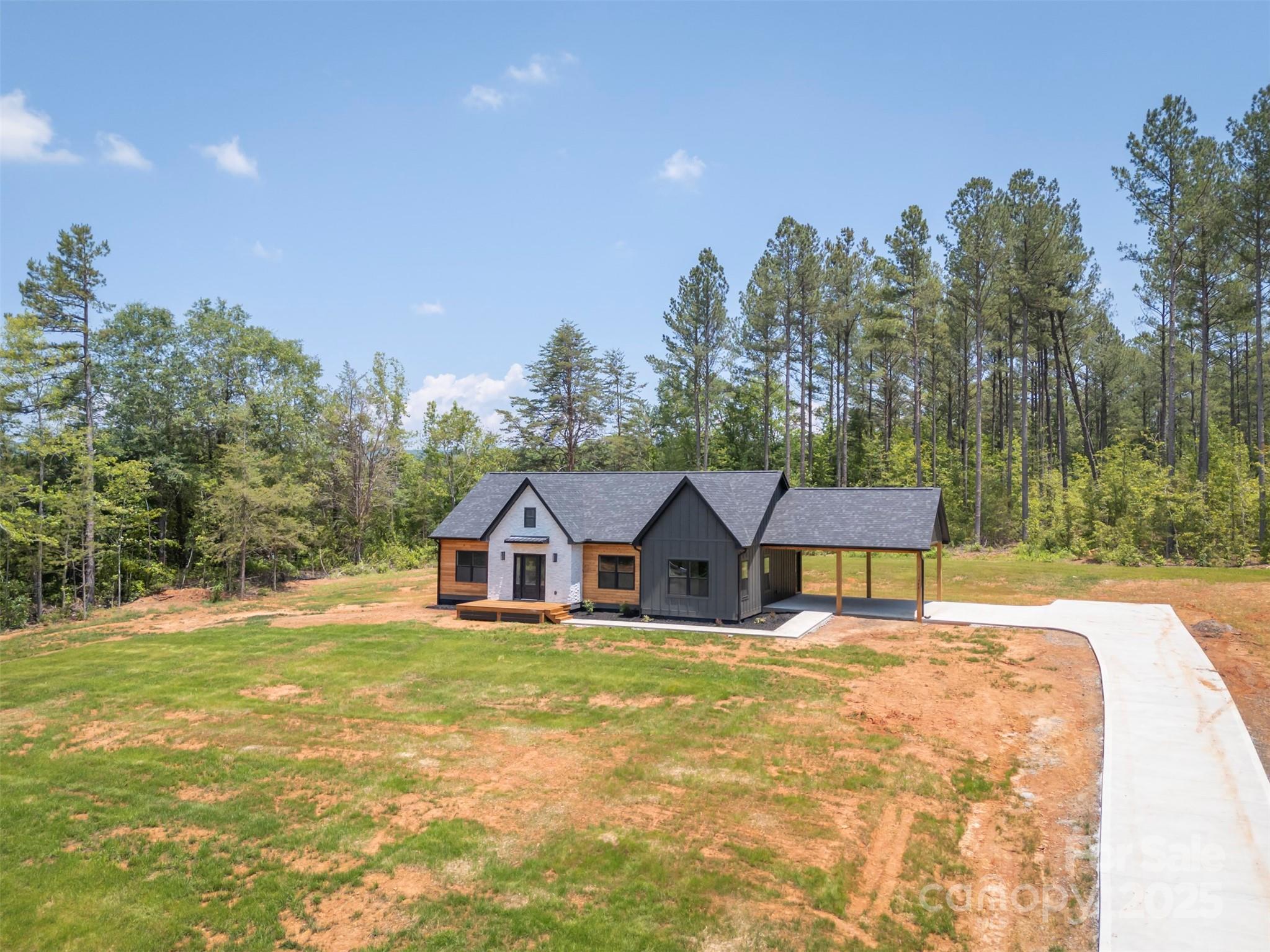 1872 Piney Mountain Church Road Property Photo 2