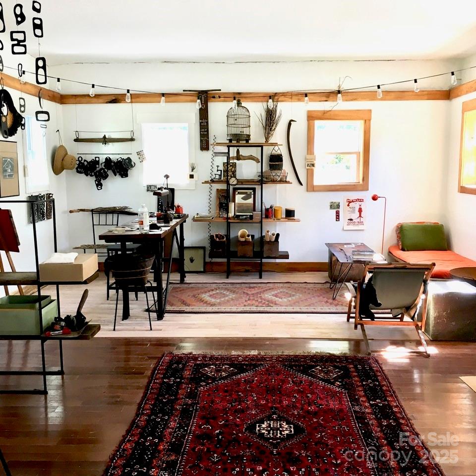 16 Allen Street Property Photo 8