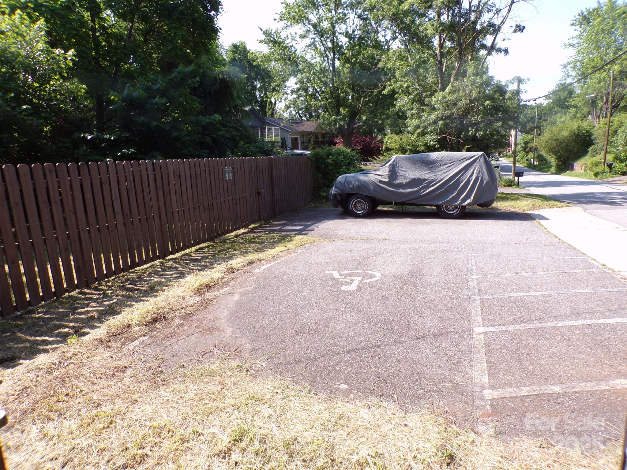 16 Allen Street Property Photo 12