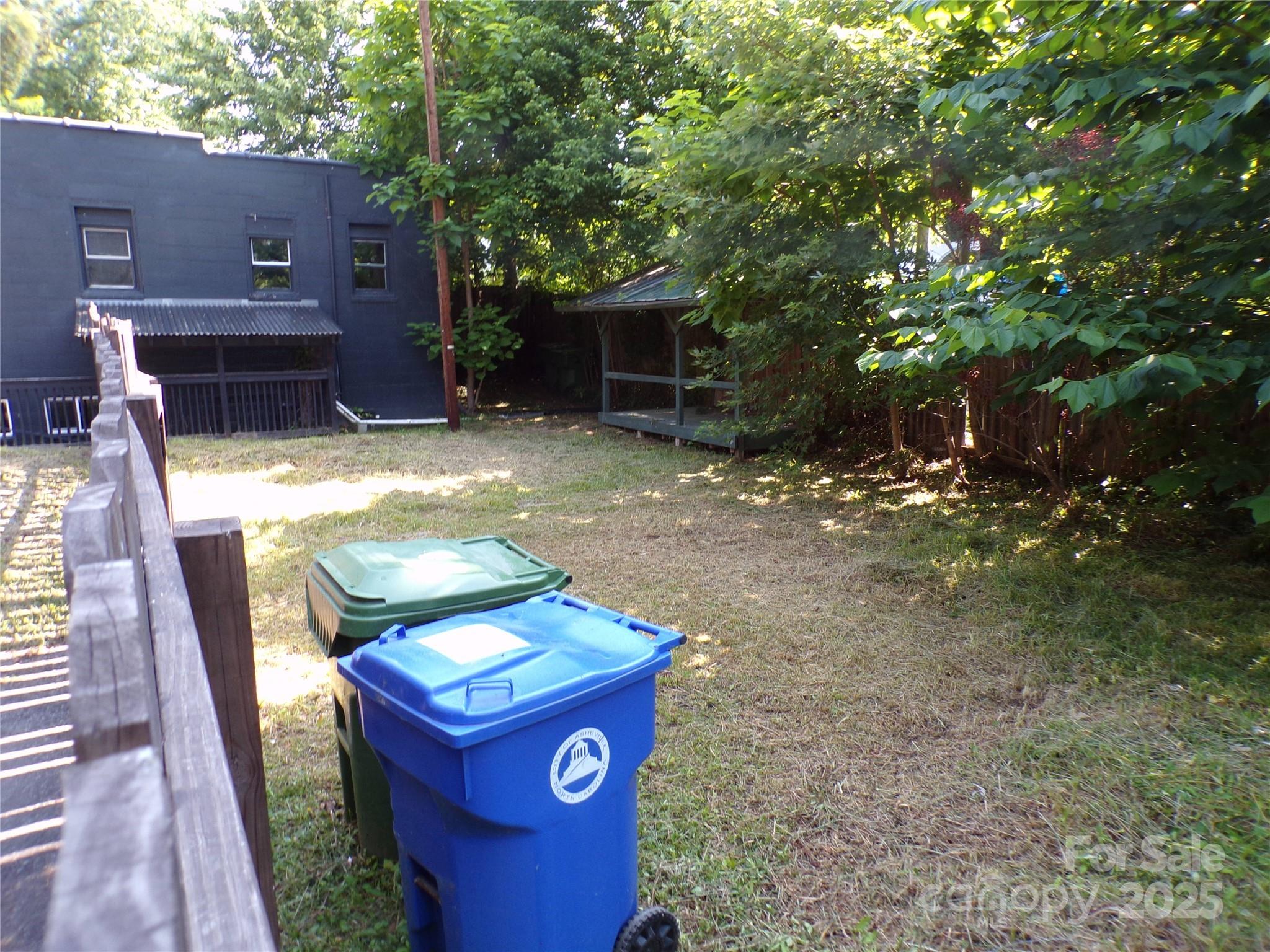 16 Allen Street Property Photo 27