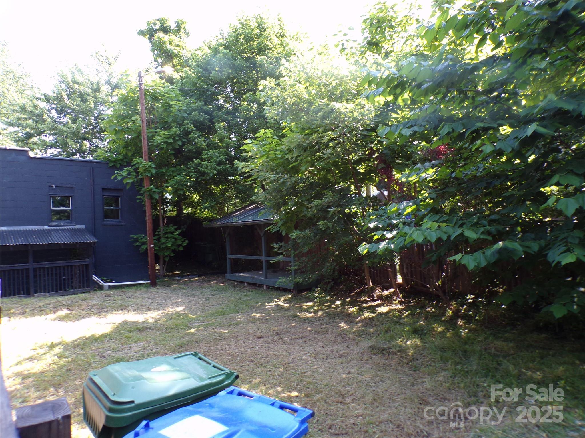 16 Allen Street Property Photo 28