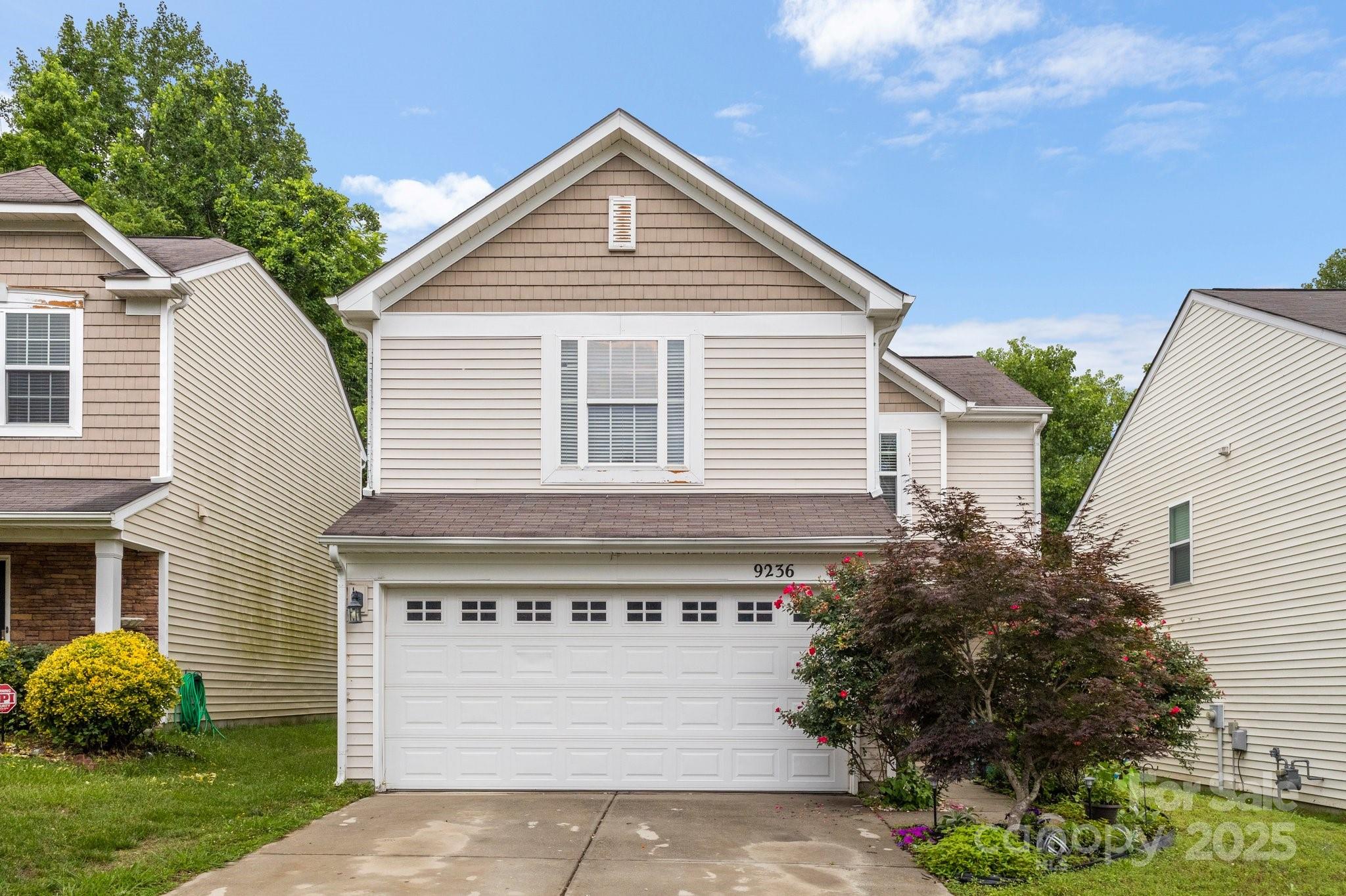 9236 Clifton Meadow Drive Property Photo 1
